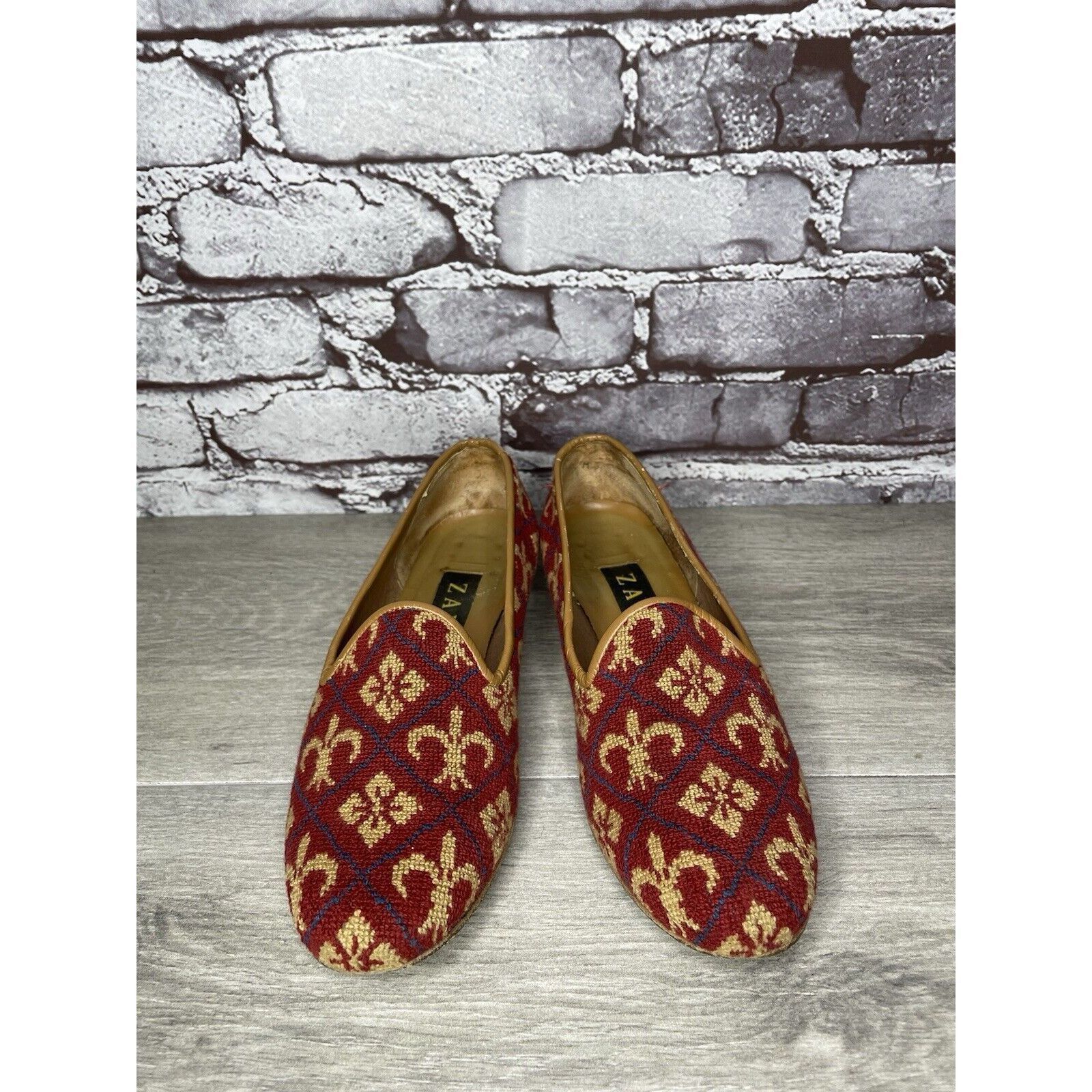 Other Zalo Red Fabric Gold Pattern Slip On Needle Loafers Shoes Wo Size US 7.5 / IT 37.5 - 14 Thumbnail