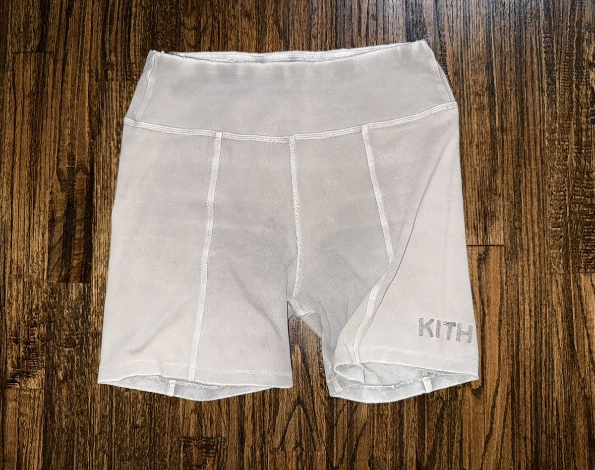 Kith Kith Erika Gray Crystal Wash Biker Shorts Size Large Size 30" / US 8 / IT 44 - 1 Thumbnail