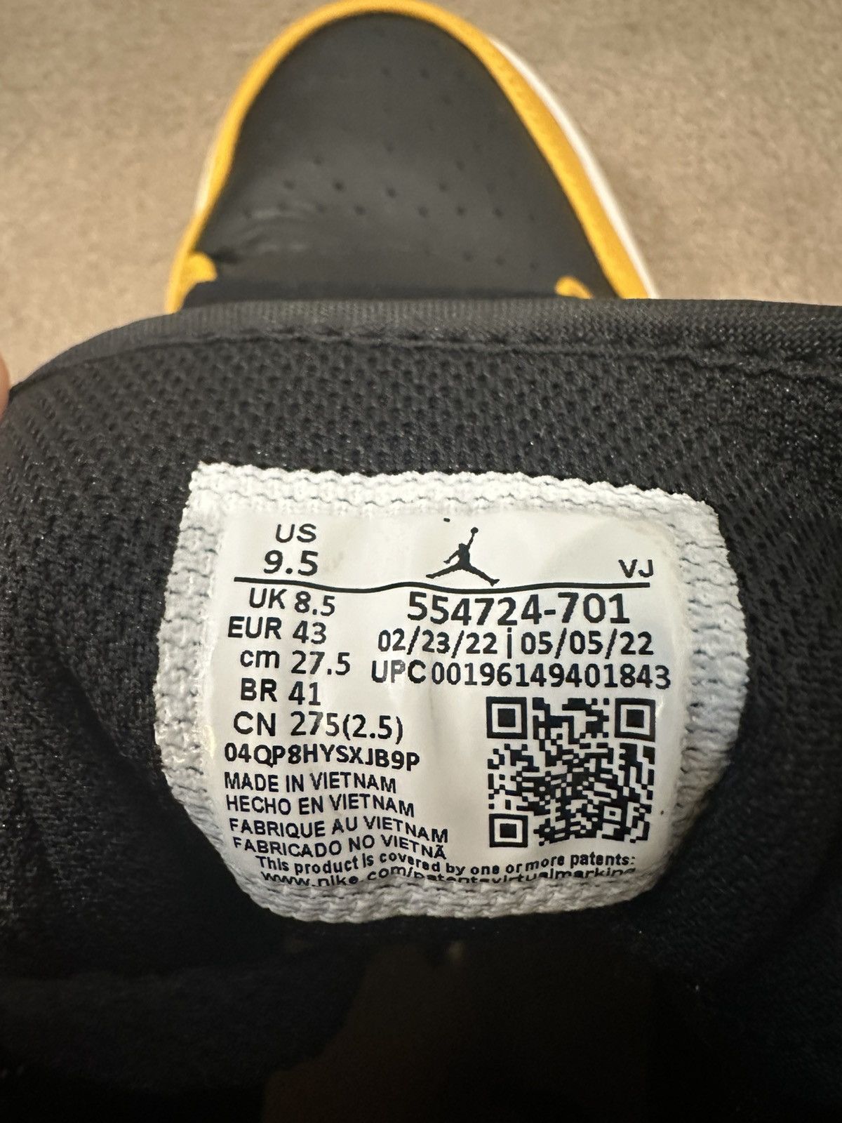 Jordan Brand Air Jordan 1 Mid Taxi Size US 9.5 / EU 42-43 - 7 Thumbnail
