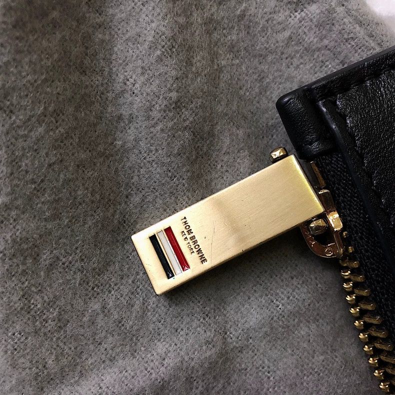 Thom Browne Thom Browne Size OSWhale and Turtle Print Handbag 2501-Next Size ONE SIZE - 4 Thumbnail