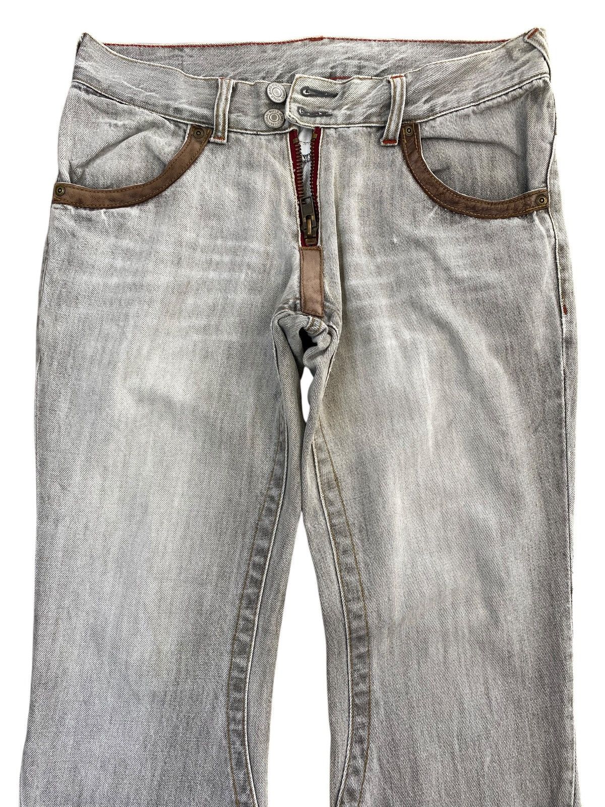 Japanese Brand Japanese Brand Faded Light Wash Style Flare Jeans Size US 34 / EU 50 - 2 Thumbnail
