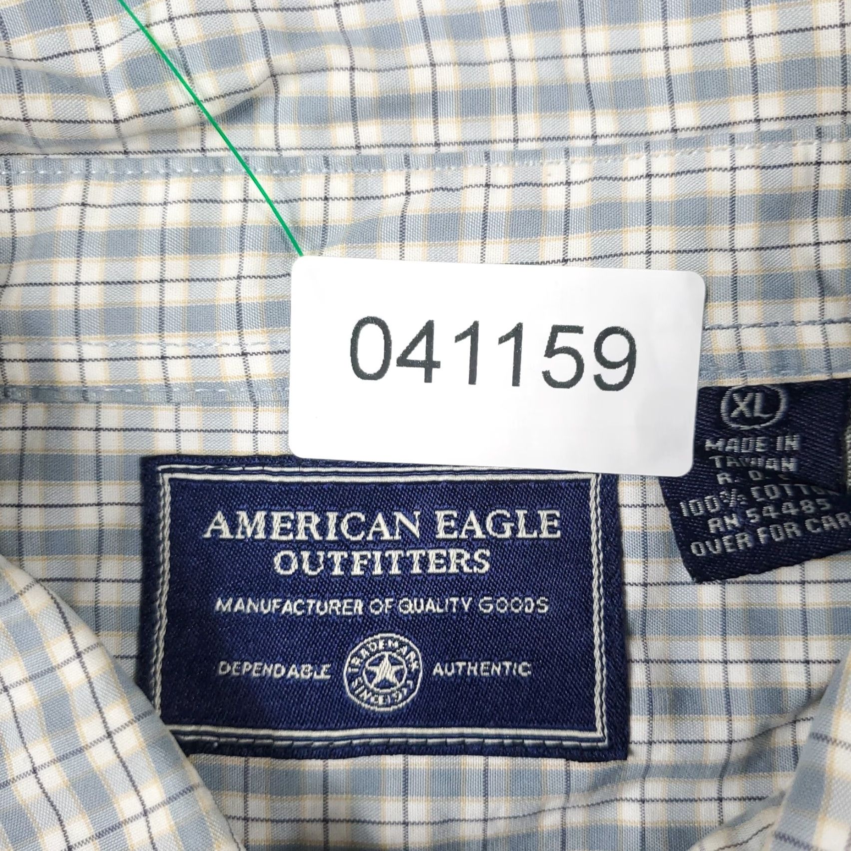 American Eagle Outfitters American Eagle Outfitters Button-Up Shirt Mens XL Gray Plaid Long Sleeve Casual Size US XL / EU 56 / 4 - 7 Thumbnail