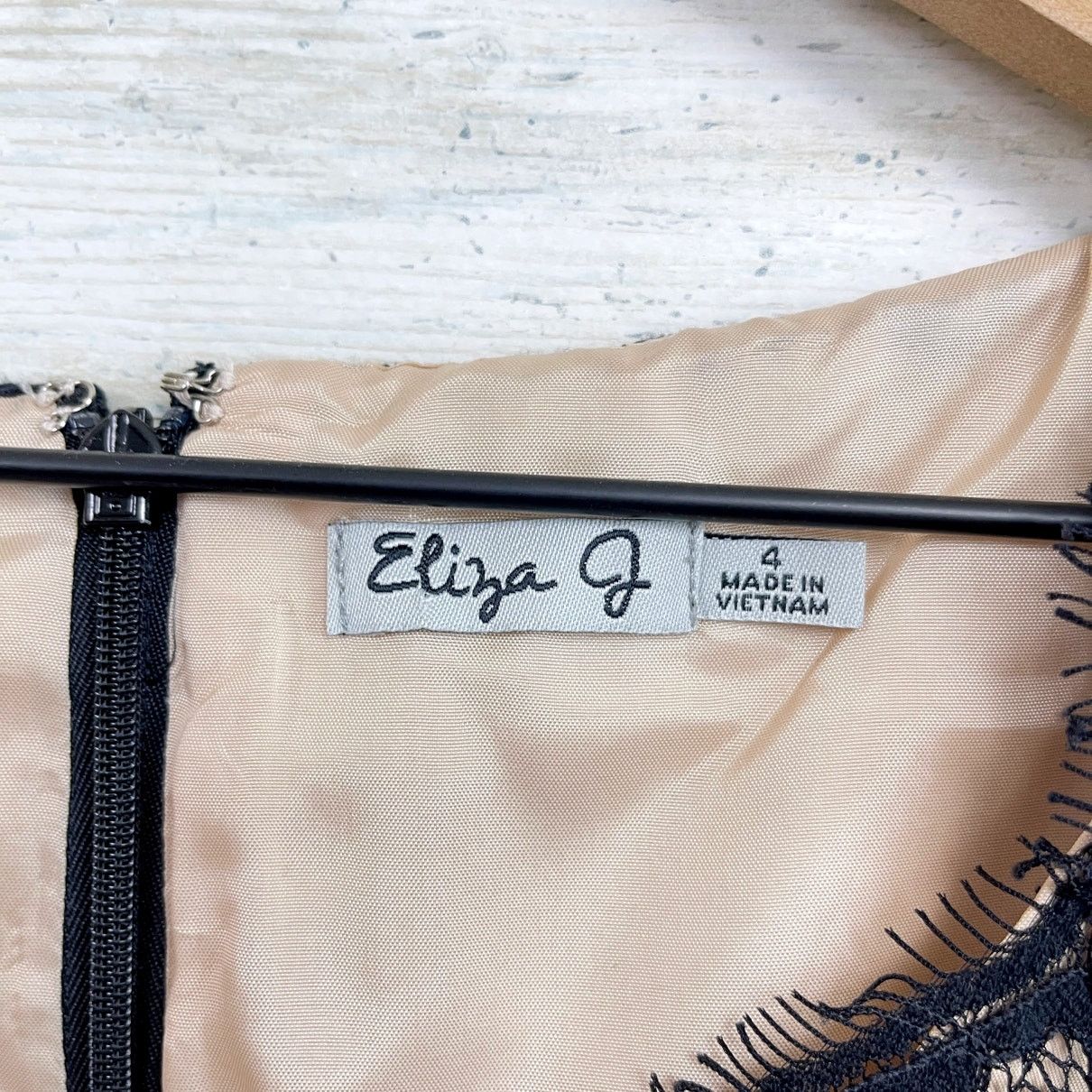 Other Eliza J Lace Fit & Flare Cocktail Dress Black Cream 4 Size S / US 4 / IT 40 - 5 Thumbnail