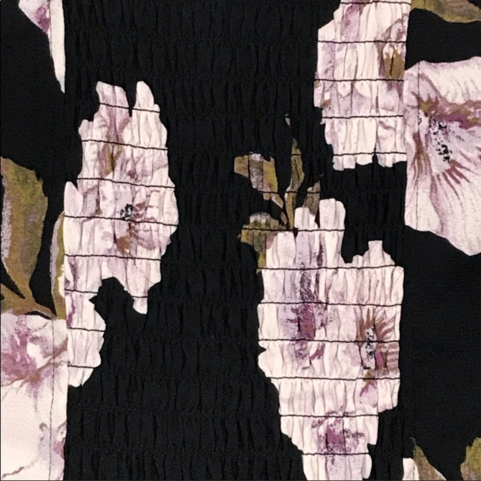 Other Free Press Black and Lavender Floral Print Size XS Crop Top Size XS / US 0-2 / IT 36-38 - 8 Thumbnail
