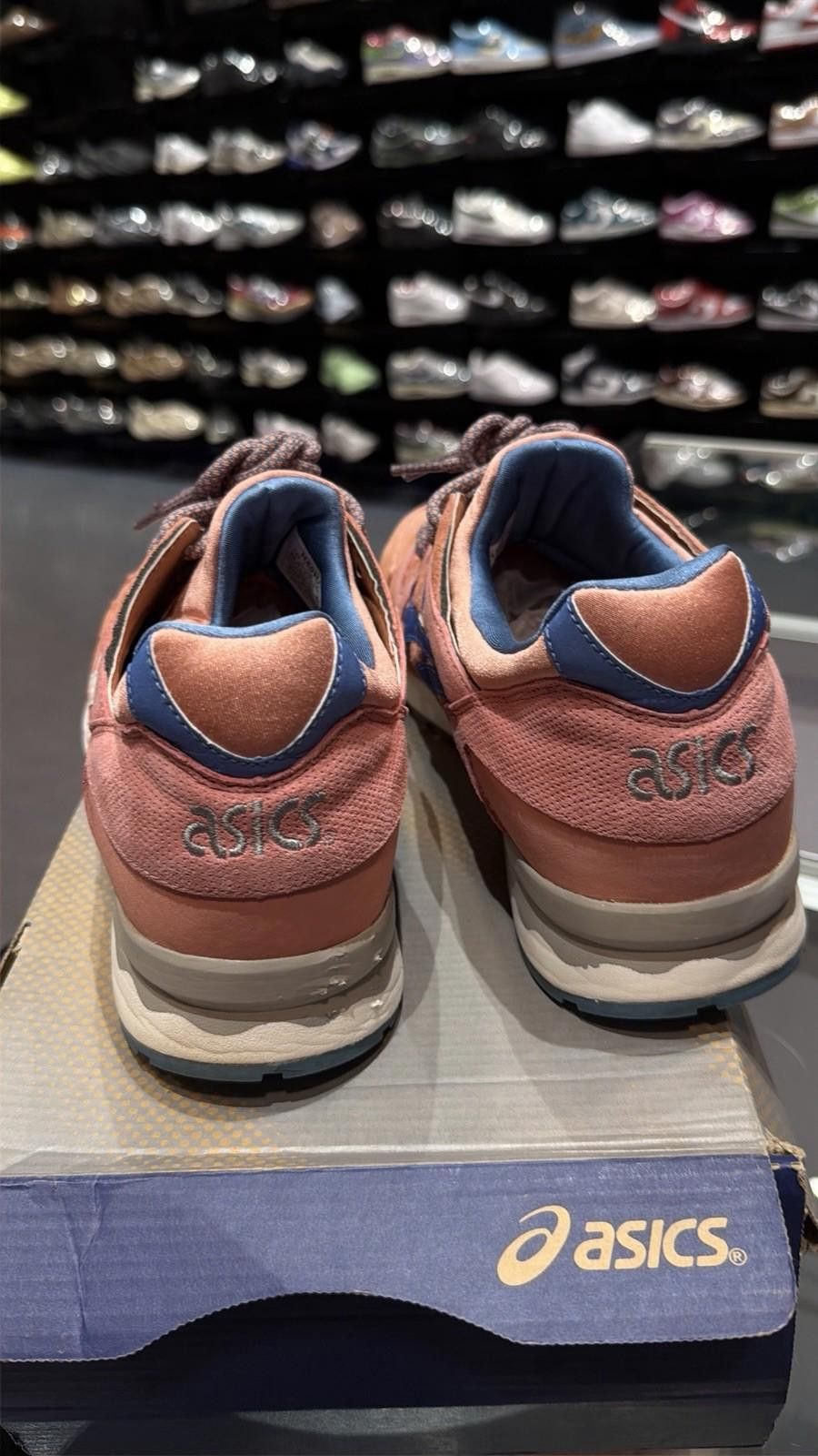 Asics ASICS Gel Lyte V Ronnie Fieg Rose Gold [Size 11.5] W/ Box Size US 11.5 / EU 44-45 - 12 Thumbnail
