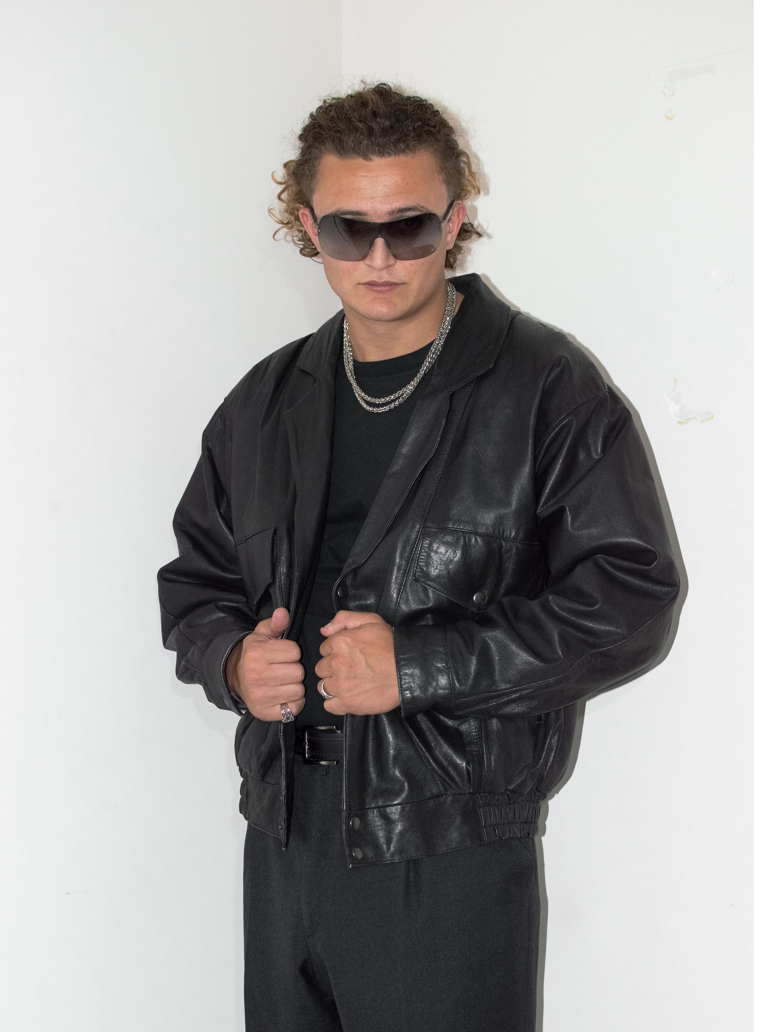 Designer × Vintage Vintage 90s Black Real Leather Oversize Boxy Bomber Jacket Size US XXL / EU 58 / 5 - 5 Thumbnail