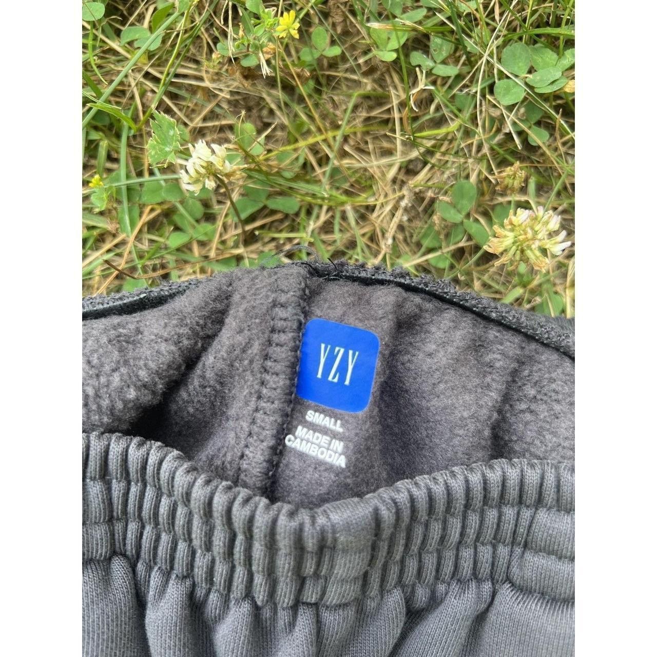 Yeezy Yeezy Gap Zip Up and Pants Size US S / EU 44-46 / 1 - 13 Thumbnail