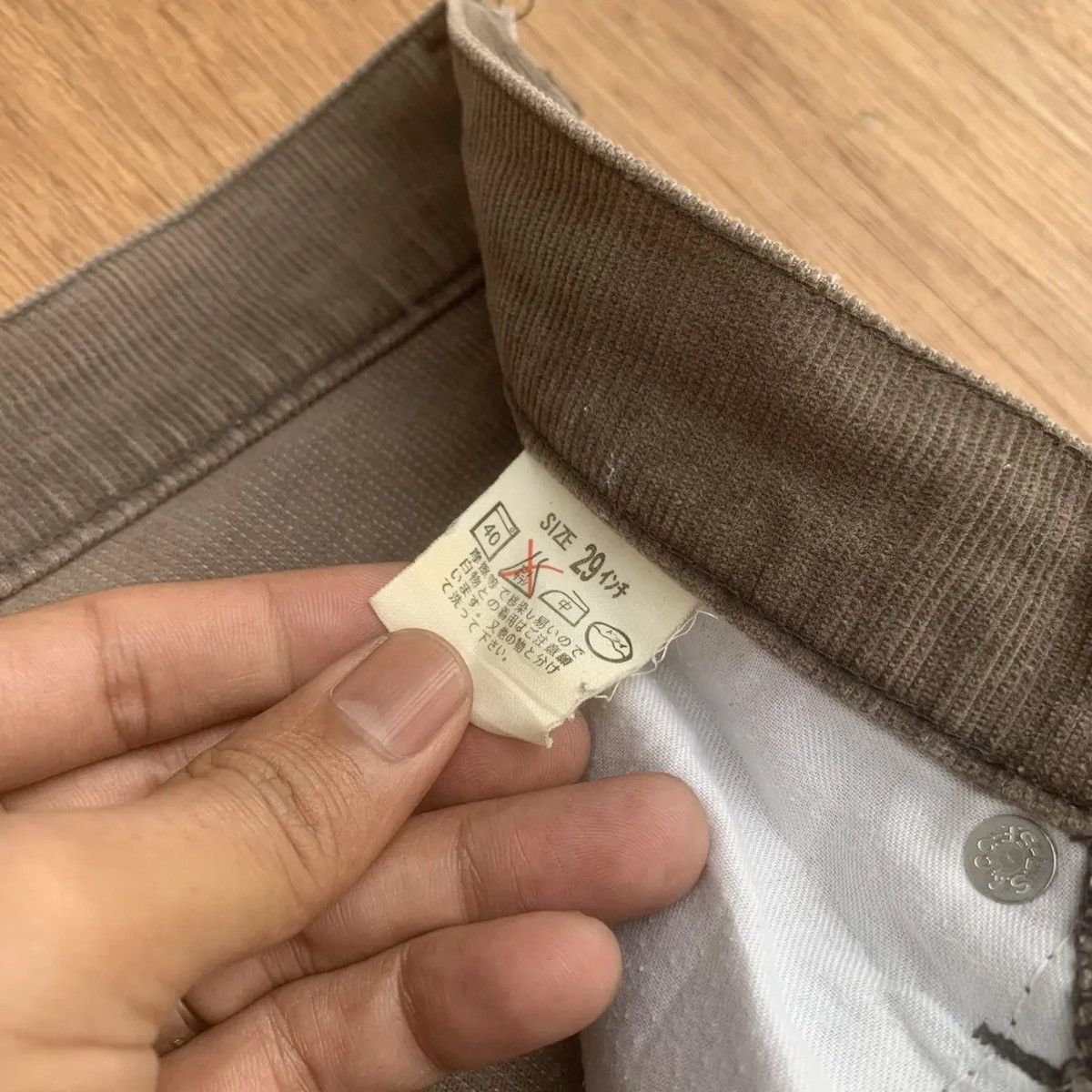 Levi's 💥1990’s VINTAGE LEVI’S 517 JEANS FLARE LEVIS CORDUROY PANTS Size US 28 / EU 44 - 11 Thumbnail