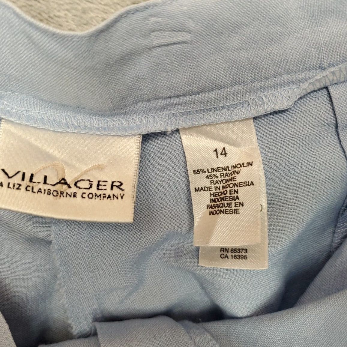 Liz Claiborne Villager Linen Blend Pants Women 16 Blue Pleated Front Classic Summer Comfort Cropped Pockets Zip Linen Rayon Solid Casual Girls Womens Size 38" / US 16 / IT 52 - 3 Thumbnail