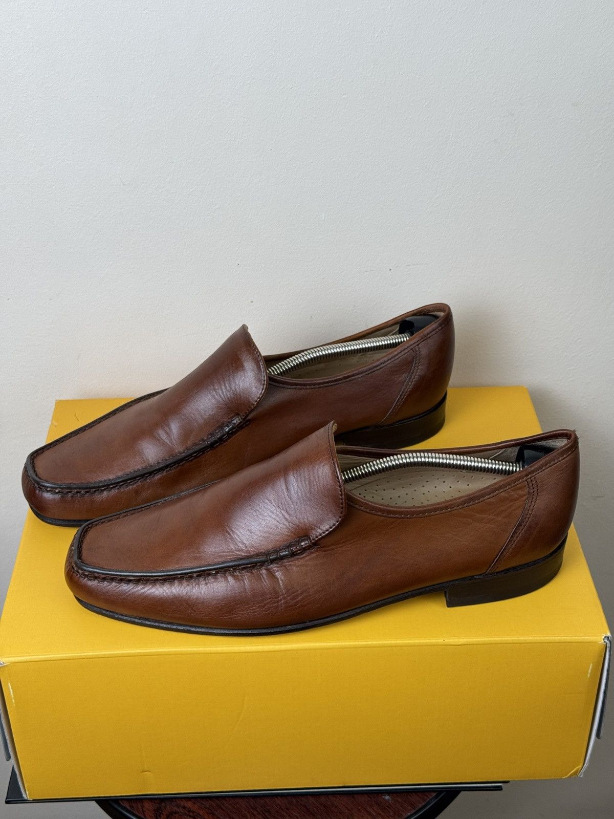 Barker BARKER England Brown Leather Loafers UK 10 G Fits EU 45 30cm Size US 11 / EU 44 - 2 Thumbnail