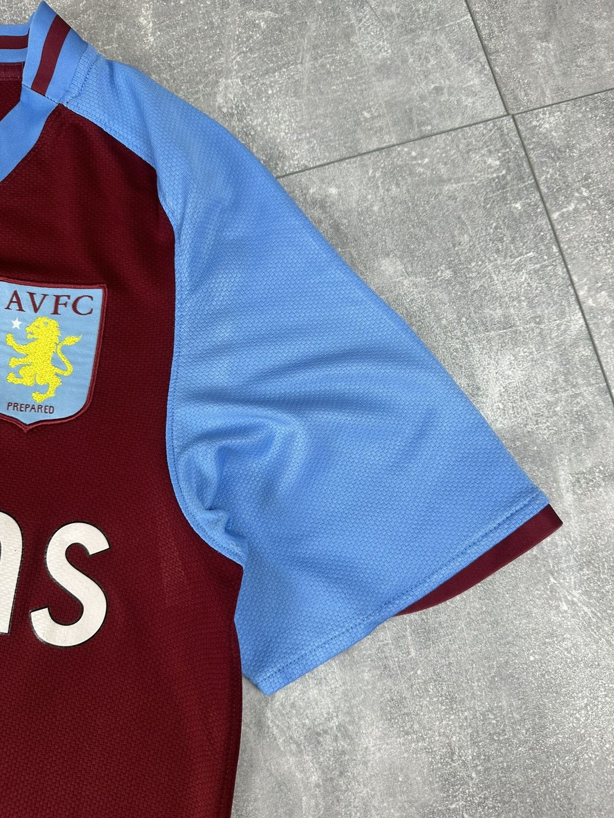 Nike Nike Aston Villa 2008/09 Home Soccer Football Jersey Size US S / EU 44-46 / 1 - 9 Thumbnail