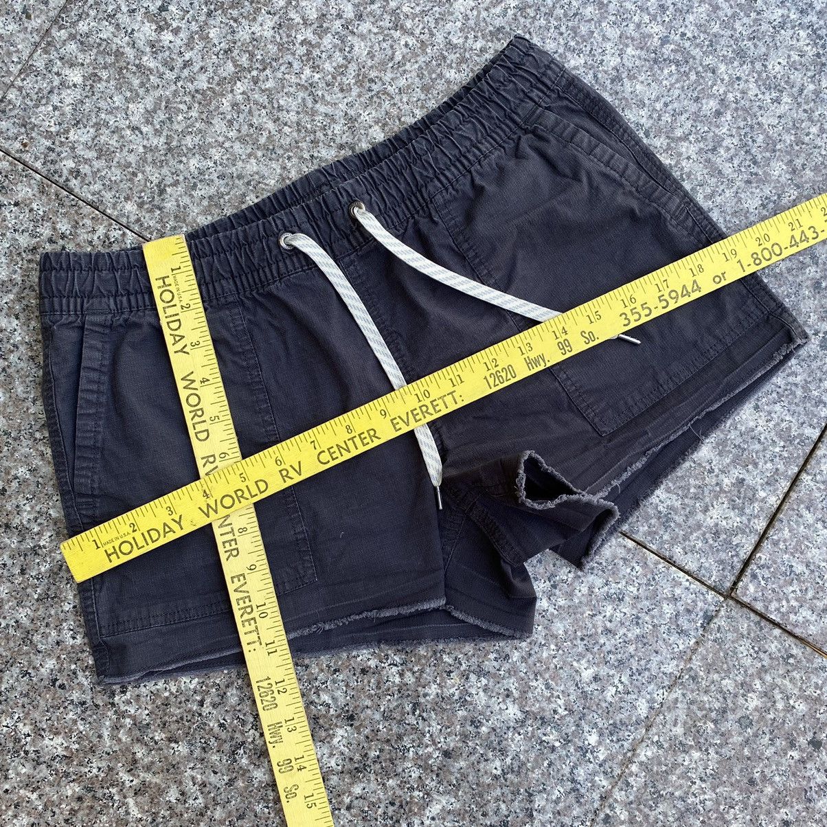 Vuori Vuori shorts size S Size 28" / US 6 / IT 42 - 4 Thumbnail