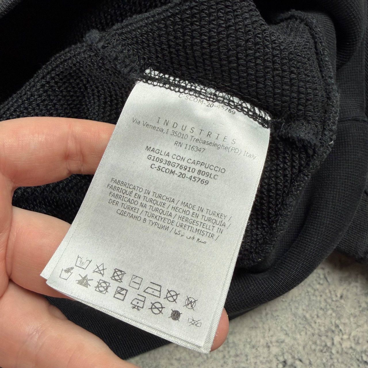 Moncler Black Moncler hoodie Size US S / EU 44-46 / 1 - 9 Thumbnail
