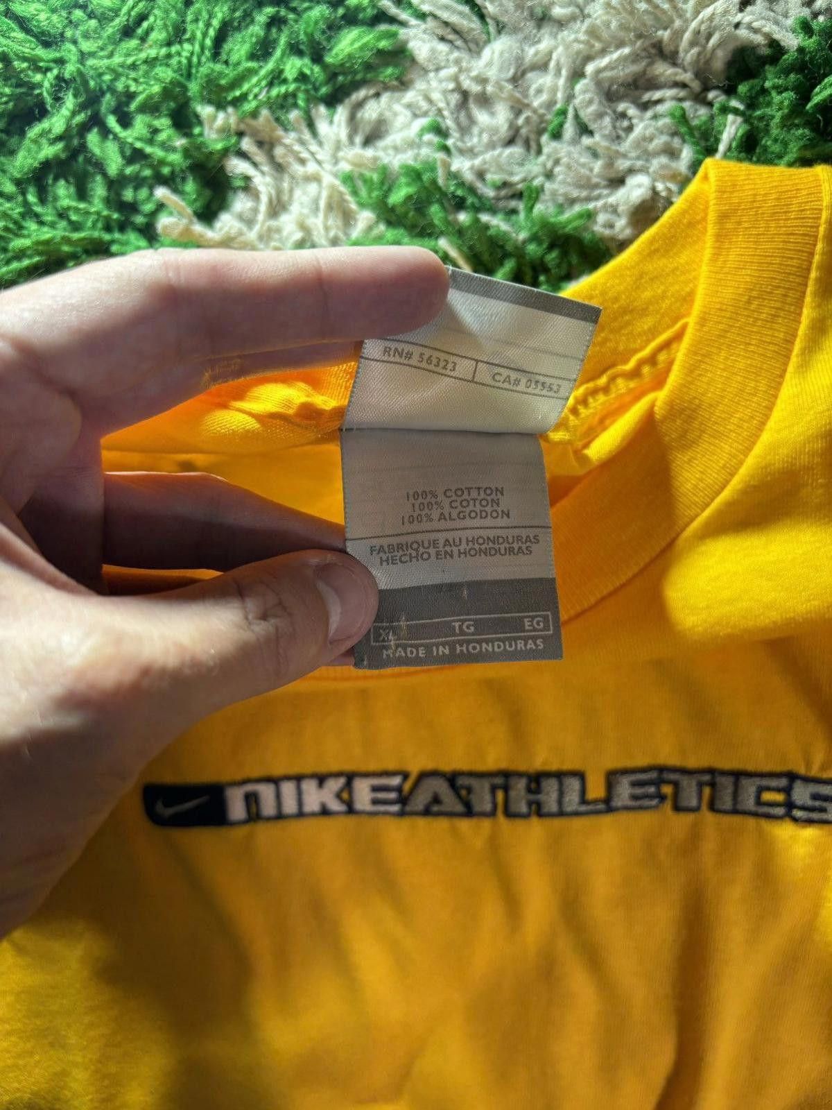 Vintage Vintage Nike Athletics Tee Size US XL / EU 56 / 4 - 4 Thumbnail