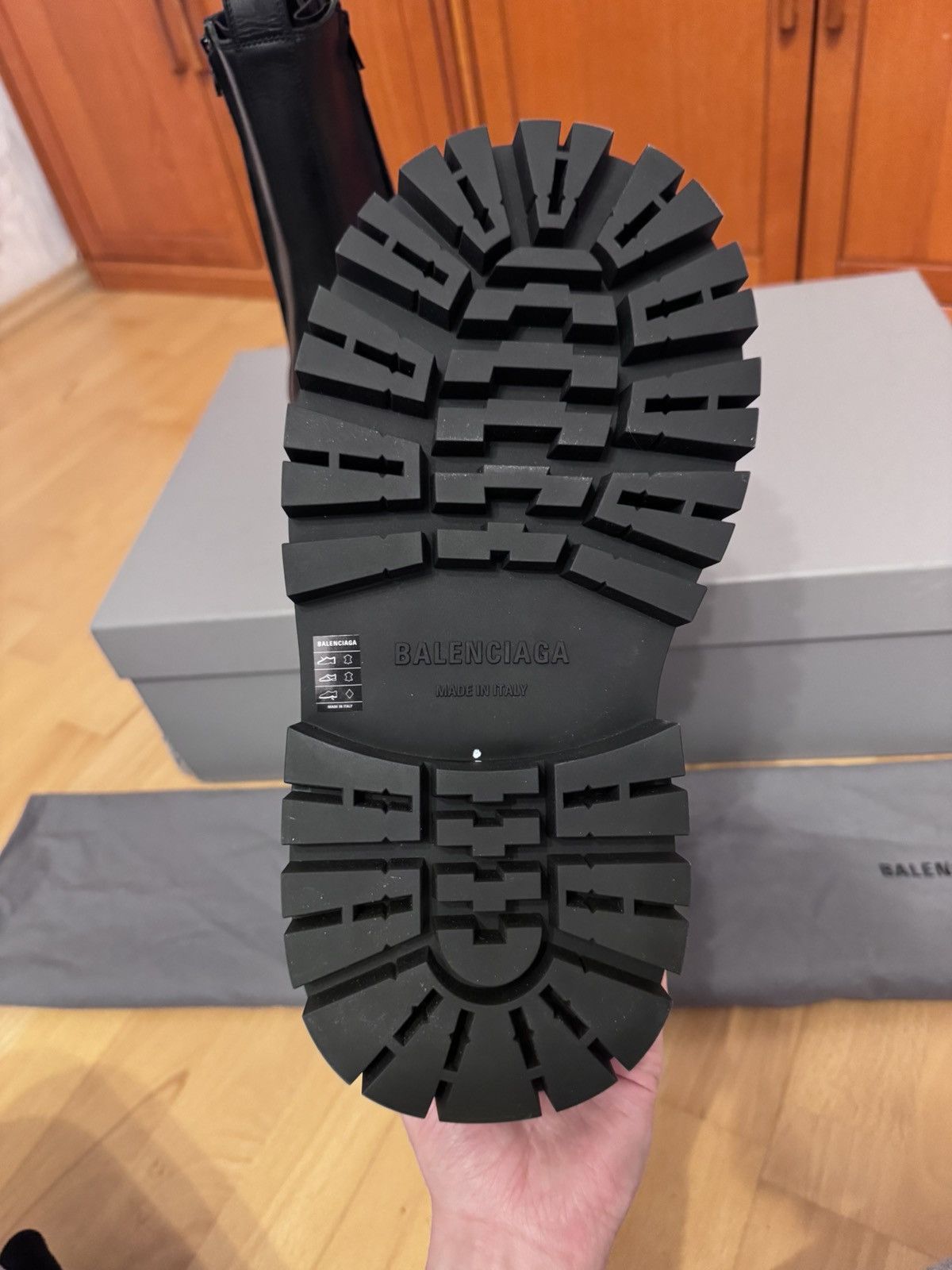 Balenciaga Balenciaga Calfskin 80 MM Platform Giant BB Boots Black Size US 11 / EU 44 - 10 Thumbnail