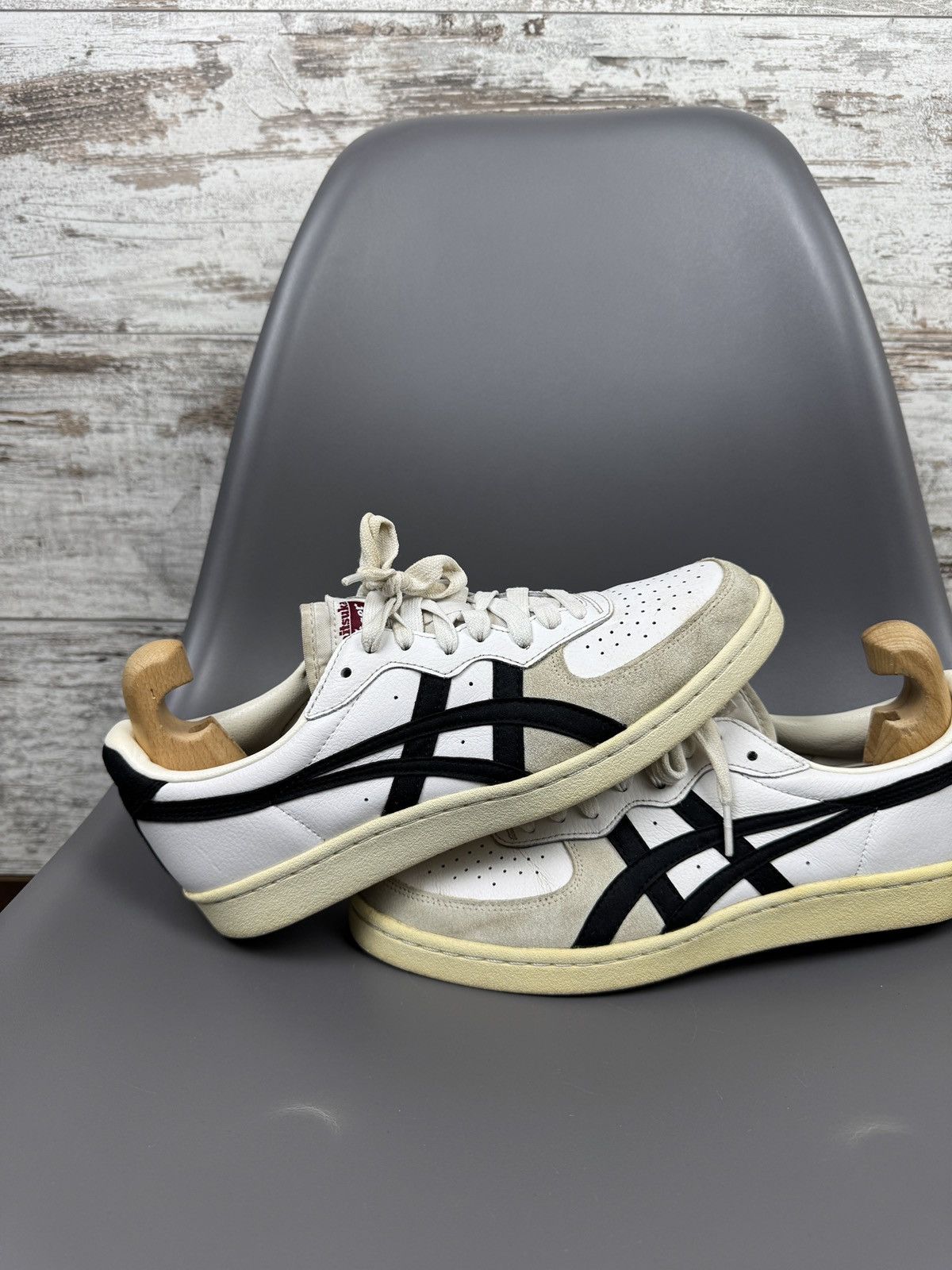 Asics × Japanese Brand × Vintage Mens Vintage ASICS onitsuka tiger low top sneakers Japanese Size US 8 / EU 41 - 2 Thumbnail