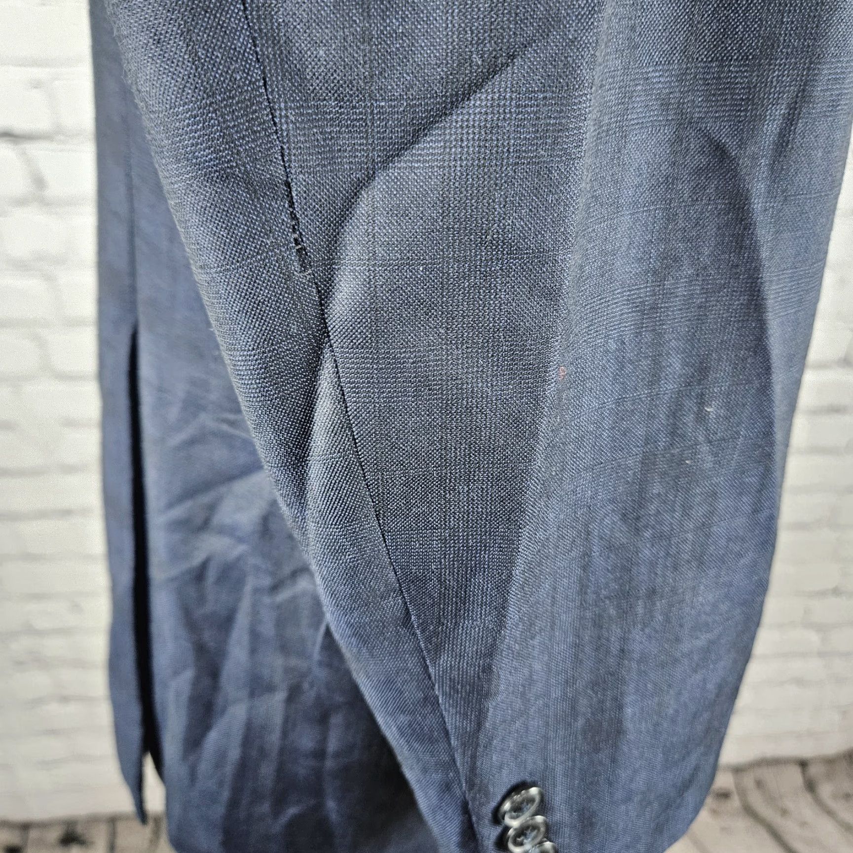 Jos. A. Bank Jos A Bank Reserve Navy 100% Wool Savile Tailored Fit Peak Blazer Sport Coat 41R Size 42R - 7 Thumbnail