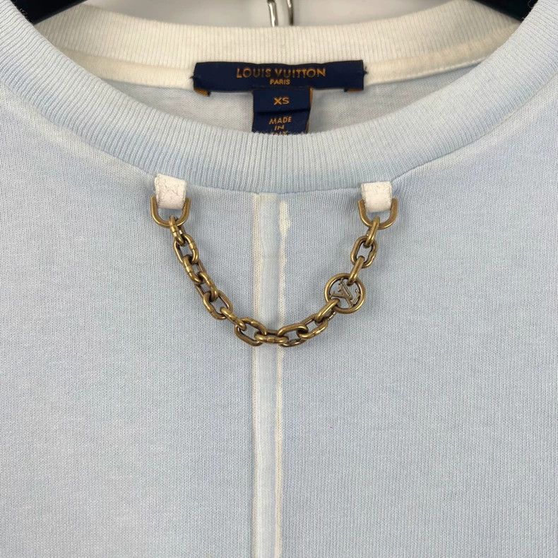 Louis Vuitton Louis Vuitton Blue chain logo printed short sleeves Size XS / US 0-2 / IT 36-38 - 3 Thumbnail