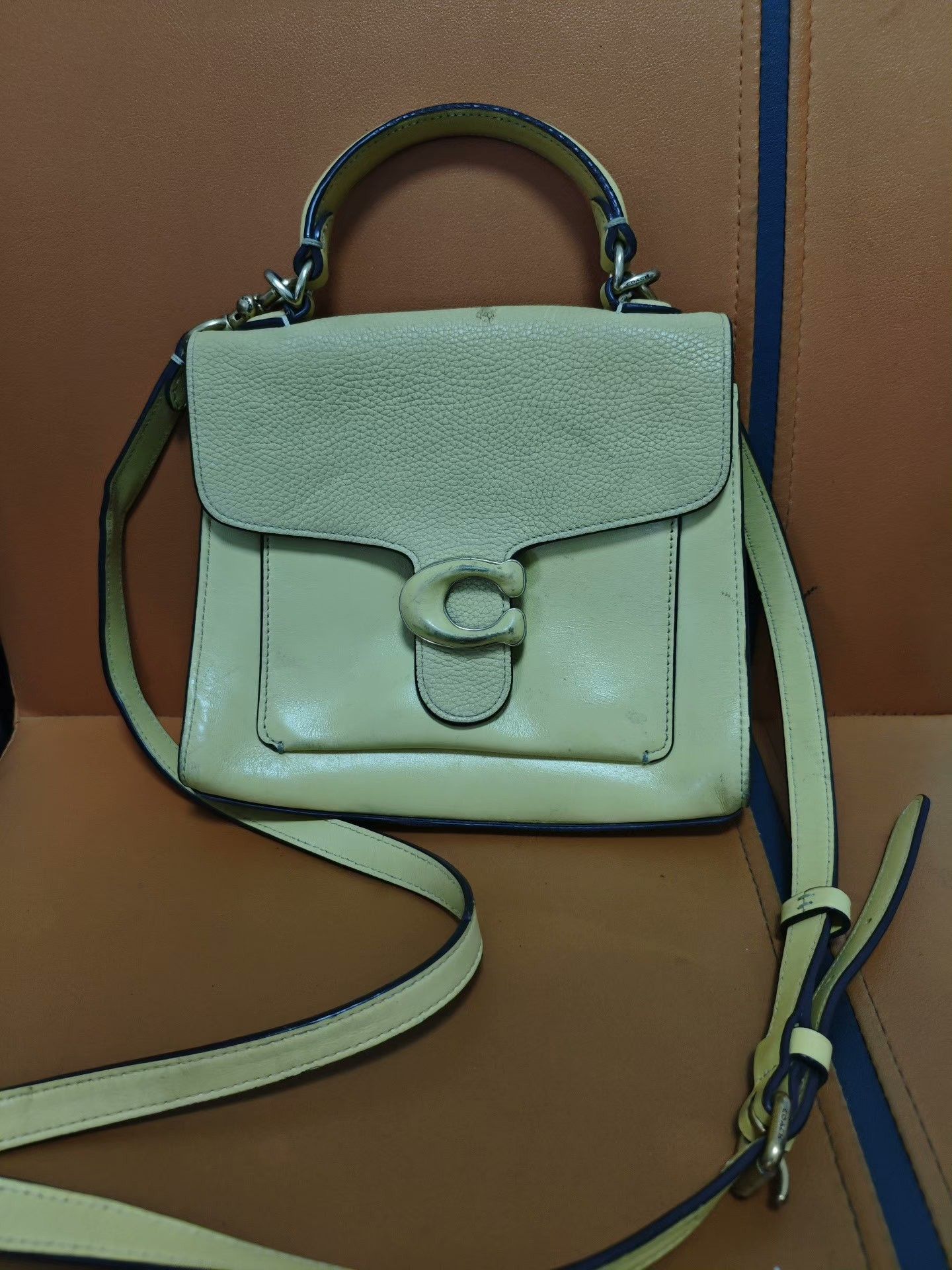 Coach Coach Yellow Shoulder Bag OS Women Size ONE SIZE - 1 Thumbnail