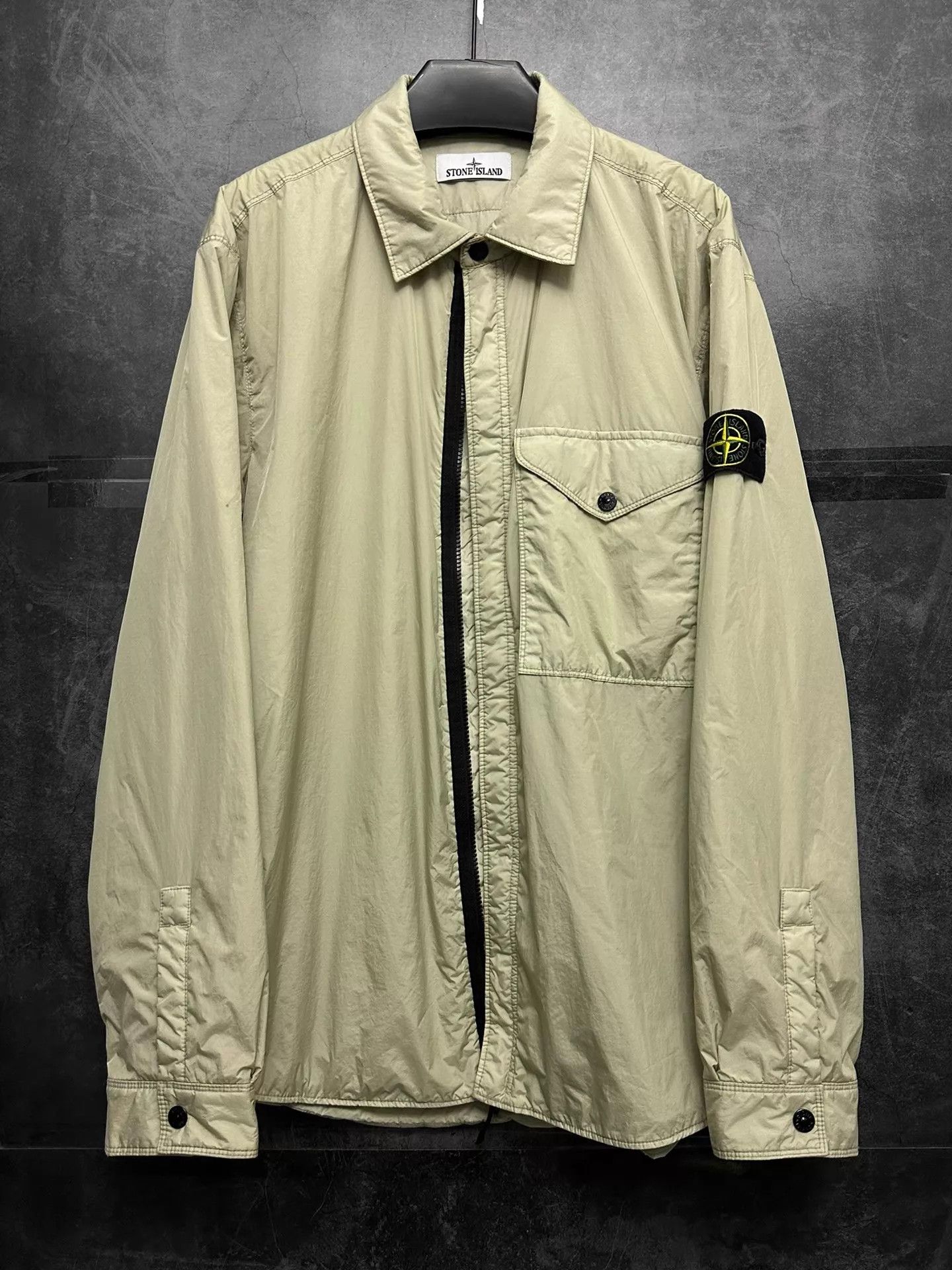 Stone Island Stone Island 24FW GD Crinkle Nylon Training Jacket Khaki XL Size US XL / EU 56 / 4 - 1 Thumbnail