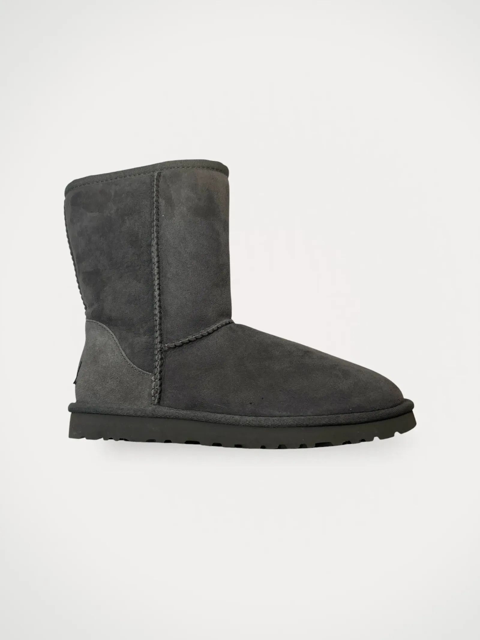 Ugg Ugg Classic Short II Winter Boots Size US 8 / IT 38 - 1 Thumbnail
