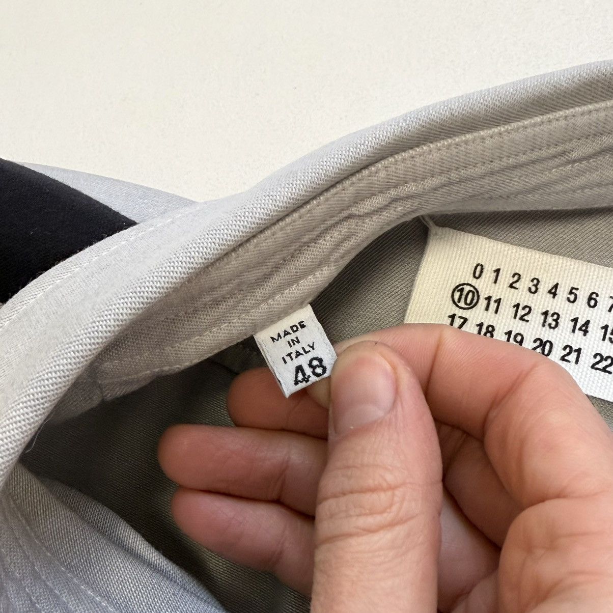 Maison Margiela A/W 11 Sample Light Grey Cotton Western Shirt Size US M / EU 48-50 / 2 - 6 Thumbnail