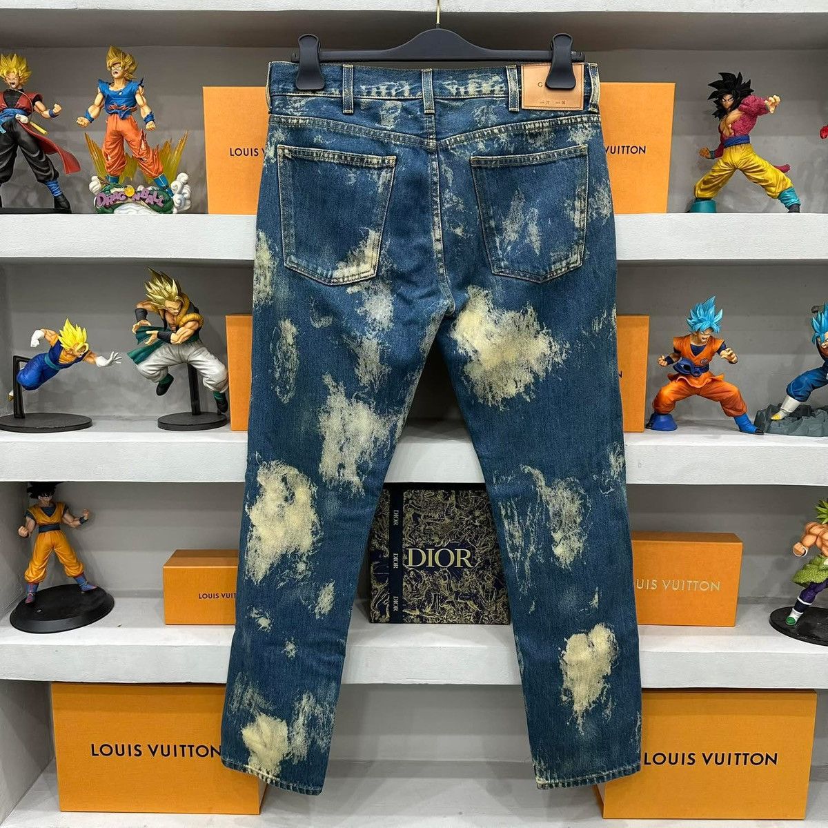 Gucci GUCCI WASHED STUDDED DENIM JEANS 2018 Size US 30 / EU 46 - 2 Thumbnail