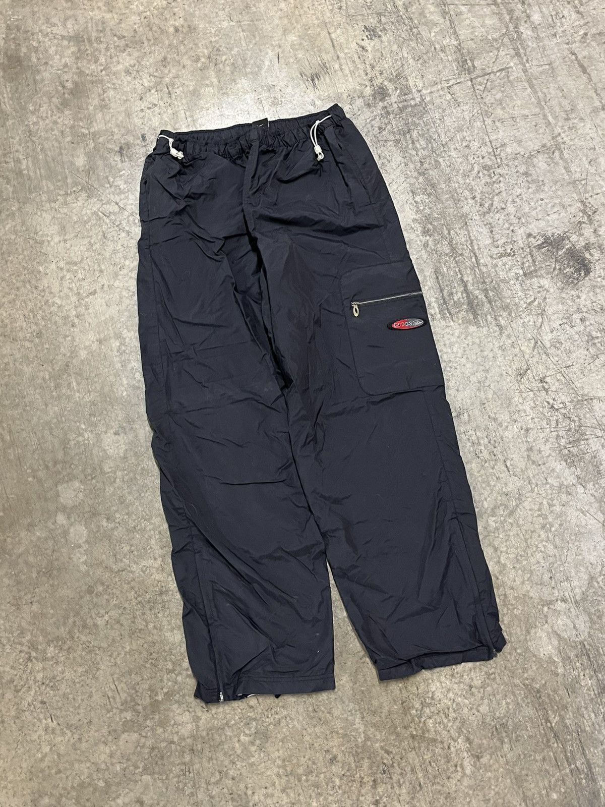 Vintage Nike track pants y2k baggy fit wide leg rare hype sporty Size US 30 / EU 46 - 1 Thumbnail