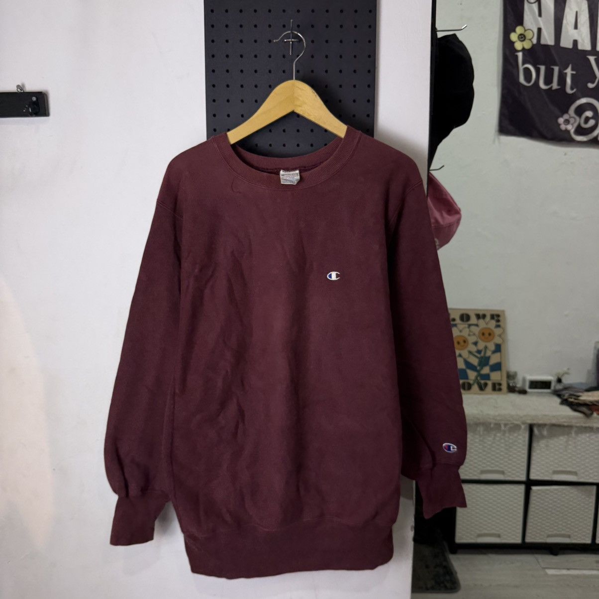 Champion Vintage CHAMPION reverse weave maroon logo sweatshirt Size US XL / EU 56 / 4 - 1 Thumbnail