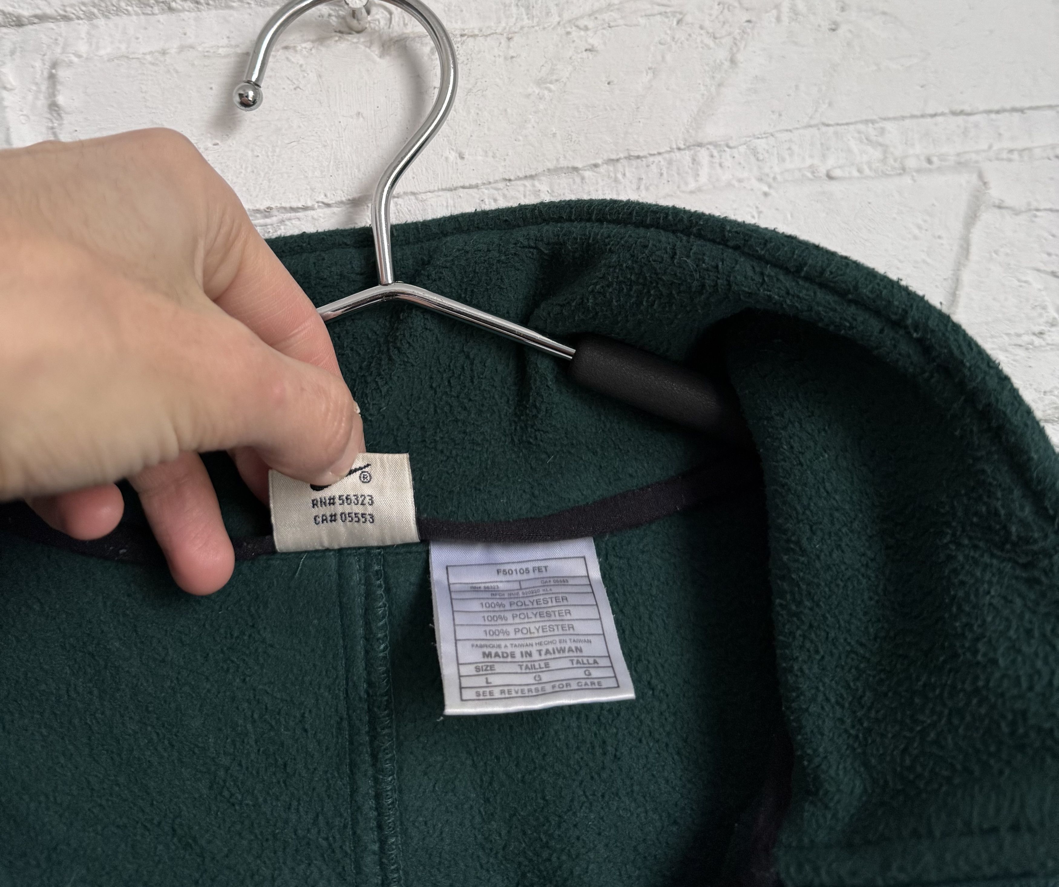 Nike ACG Vintage 90s Nike ACG Fleece jacket bottle green Size US L / EU 52-54 / 3 - 3 Thumbnail