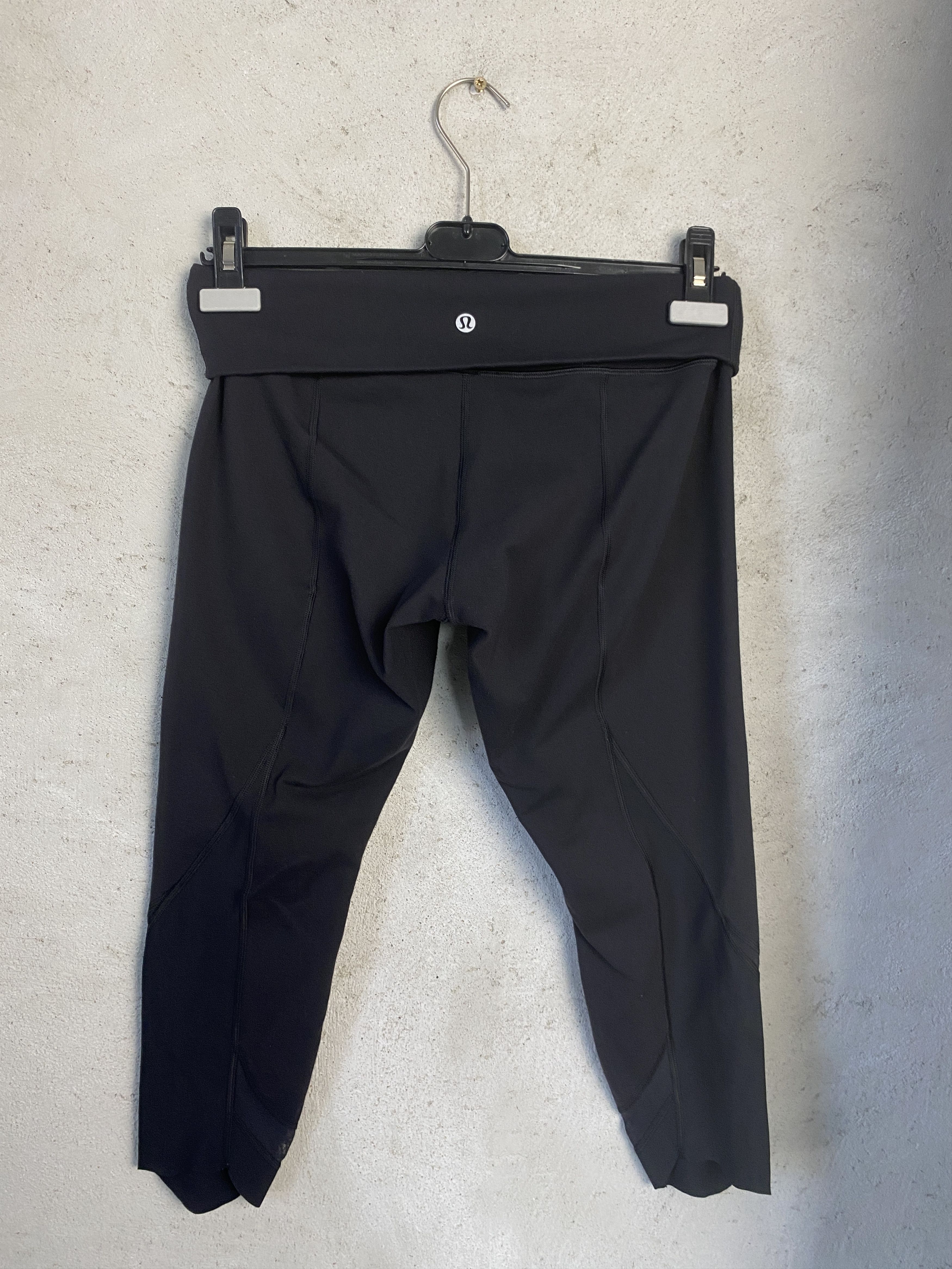 Lululemon Lululemon black leggings yoga gym pilates sport Size 32" / US 10 / IT 46 - 1 Thumbnail