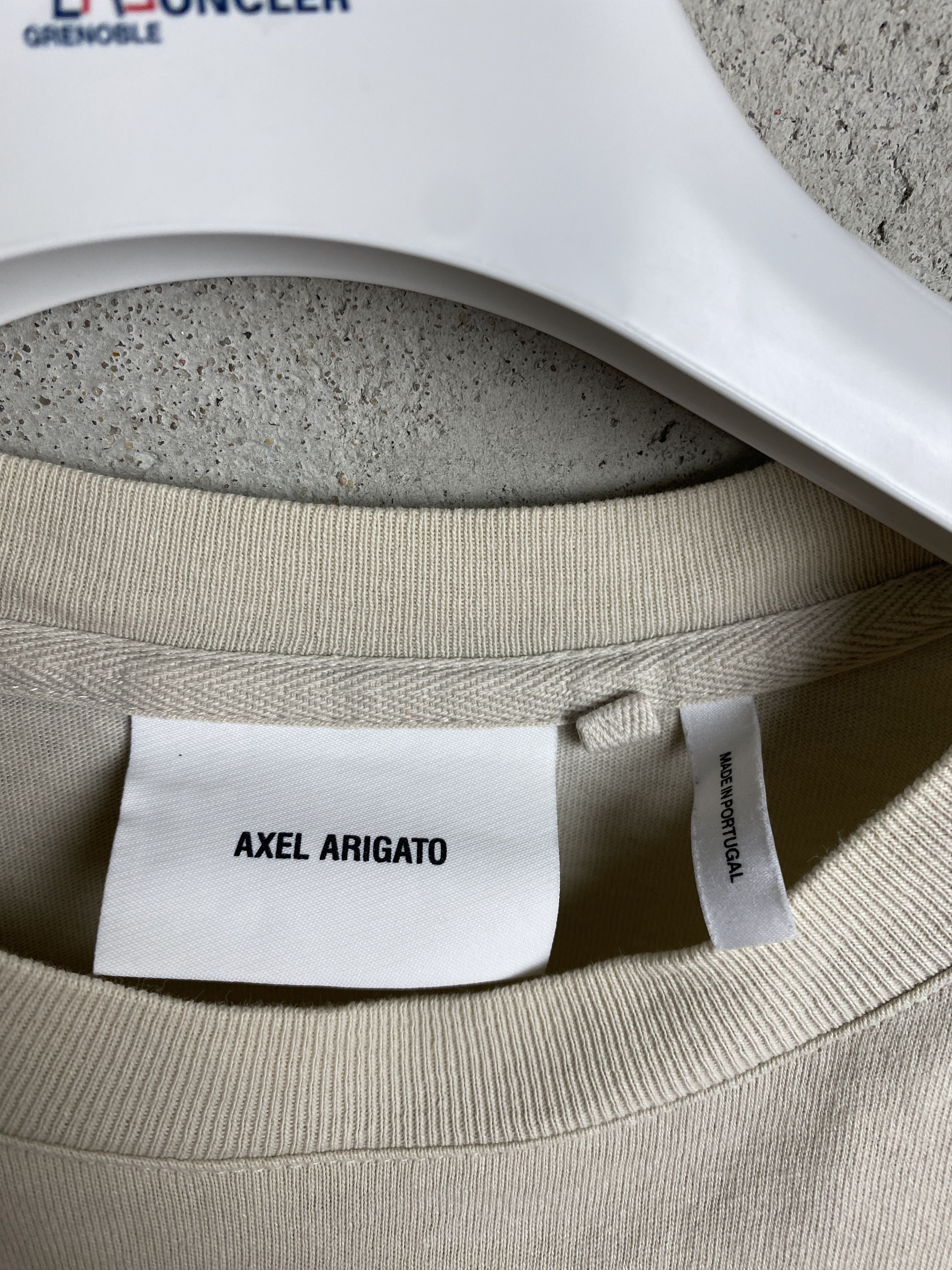 Axel Arigato Axel Arigato big logo t-shirt tee casual Size US S / EU 44-46 / 1 - 3 Thumbnail