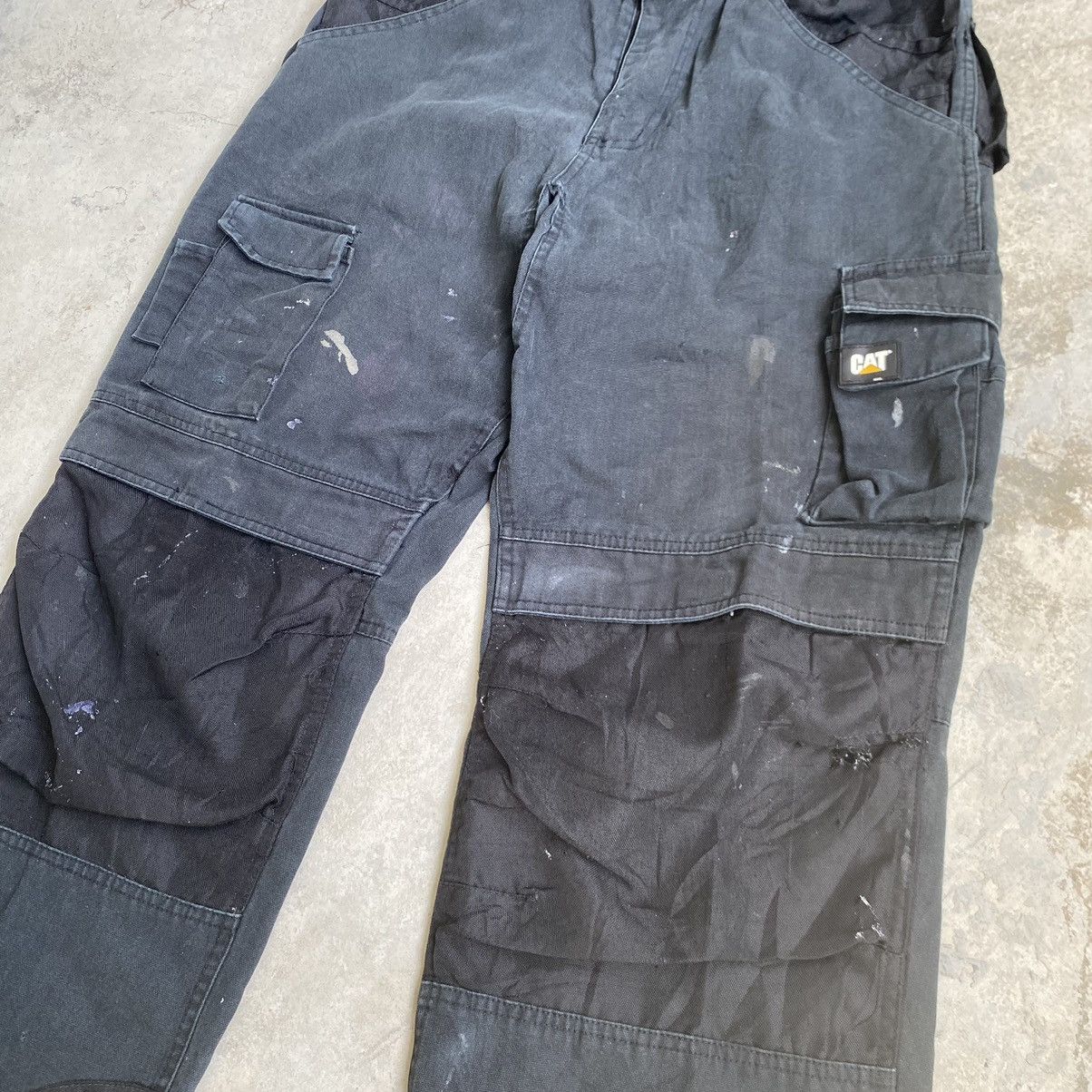 Thrashed Faded Vintage Caterpillar USA Workwear Cargo Pants