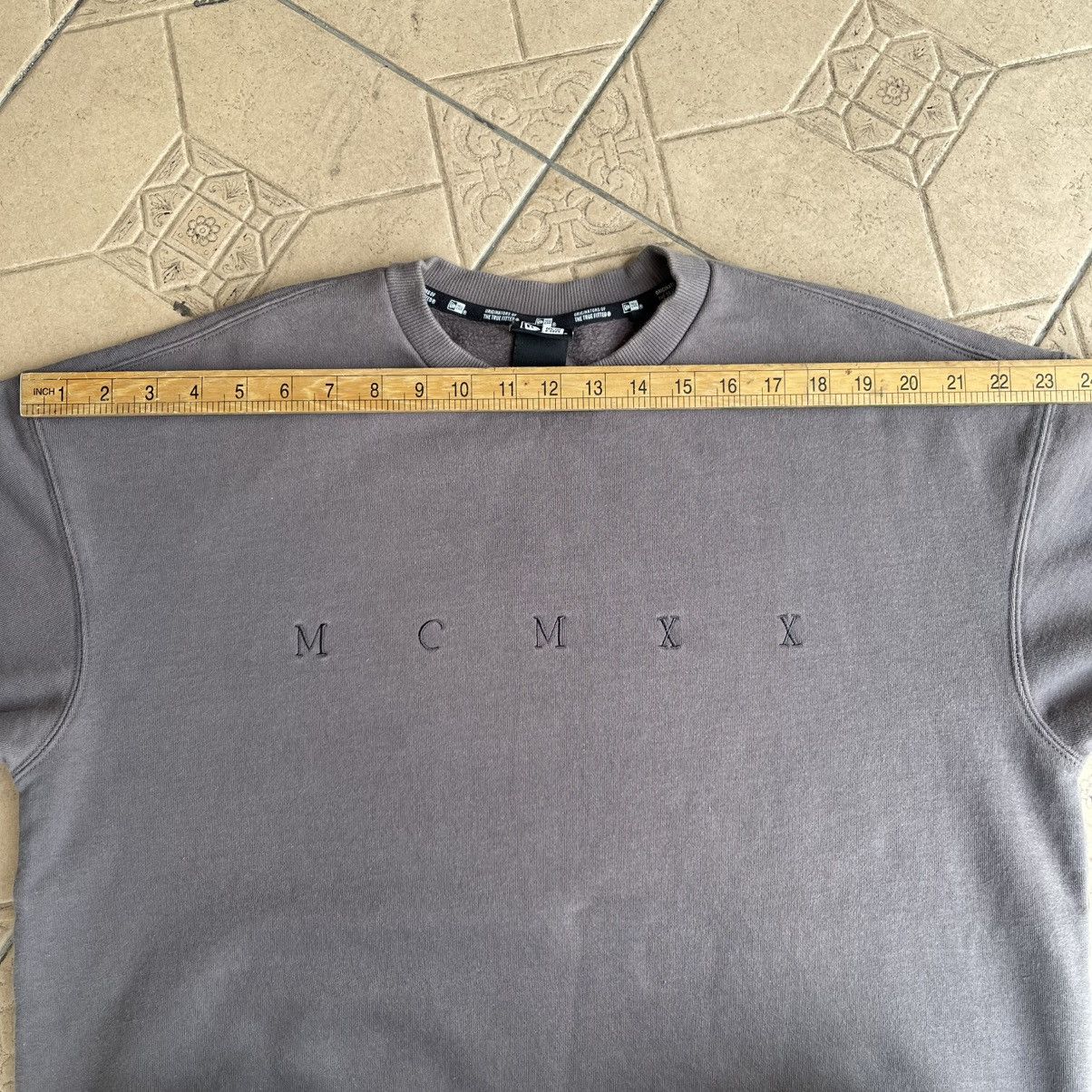 New Era New Era Cross MCMXX Sweatshirt Size M to L Size US L / EU 52-54 / 3 - 20 Thumbnail