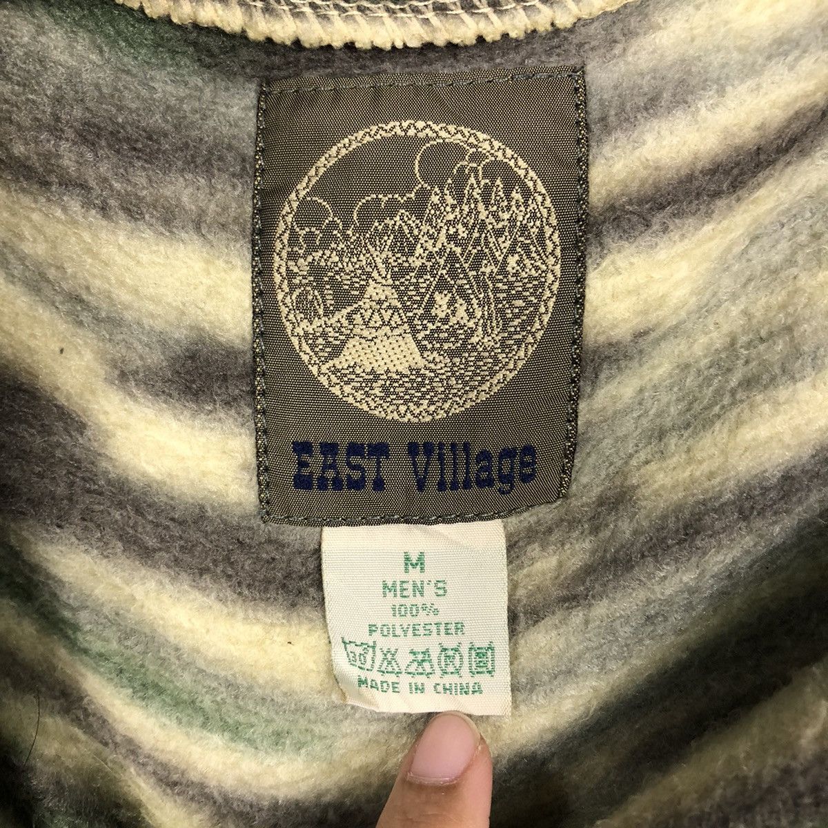 Japanese Brand Vintage Fleece Half Zipper Jacket East Village Navajo Aztec Size US M / EU 48-50 / 2 - 19 Thumbnail