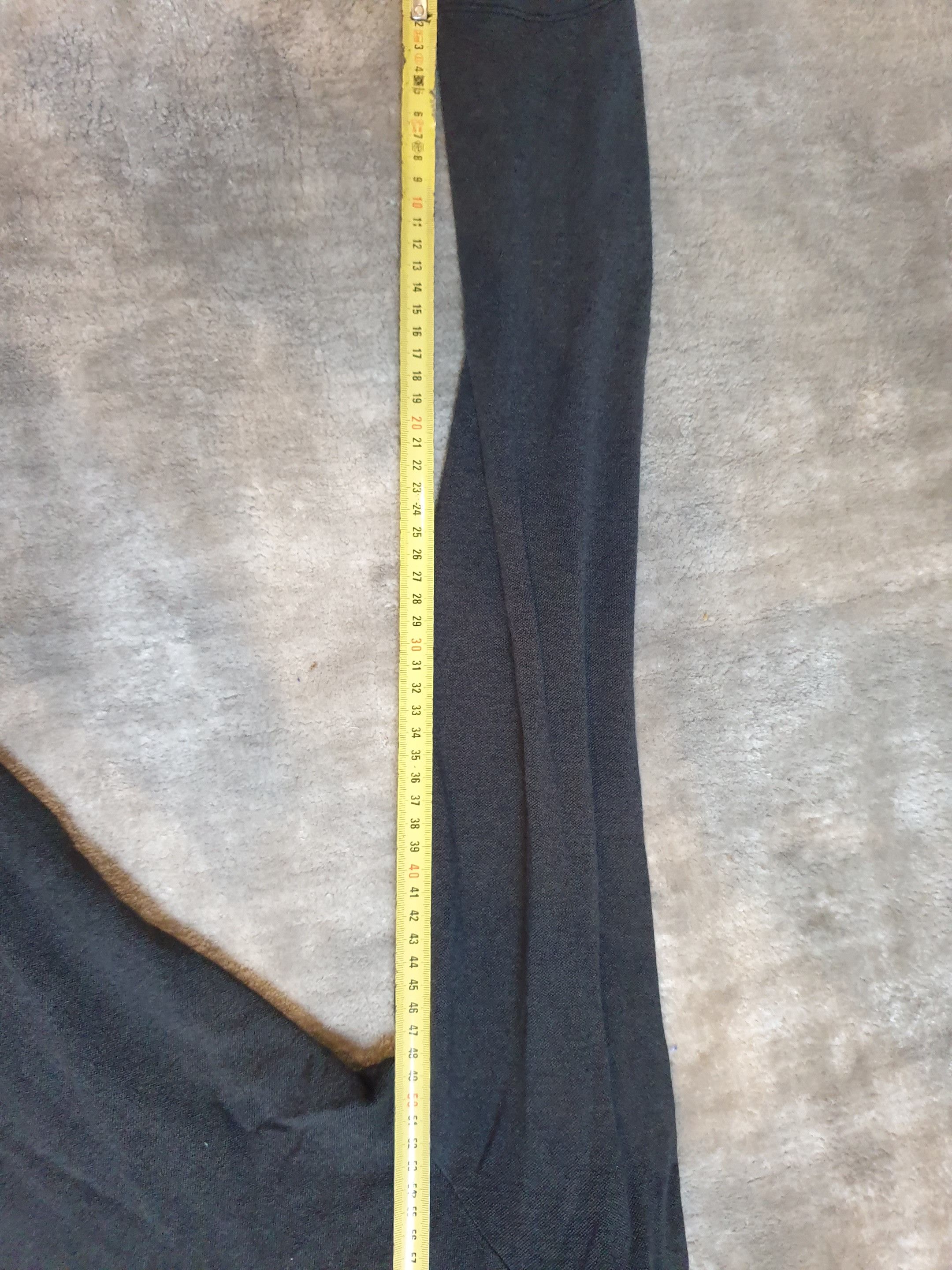 Hugo Boss Longsleeve. Tags on buttons. Size US M / EU 48-50 / 2 - 7 Thumbnail