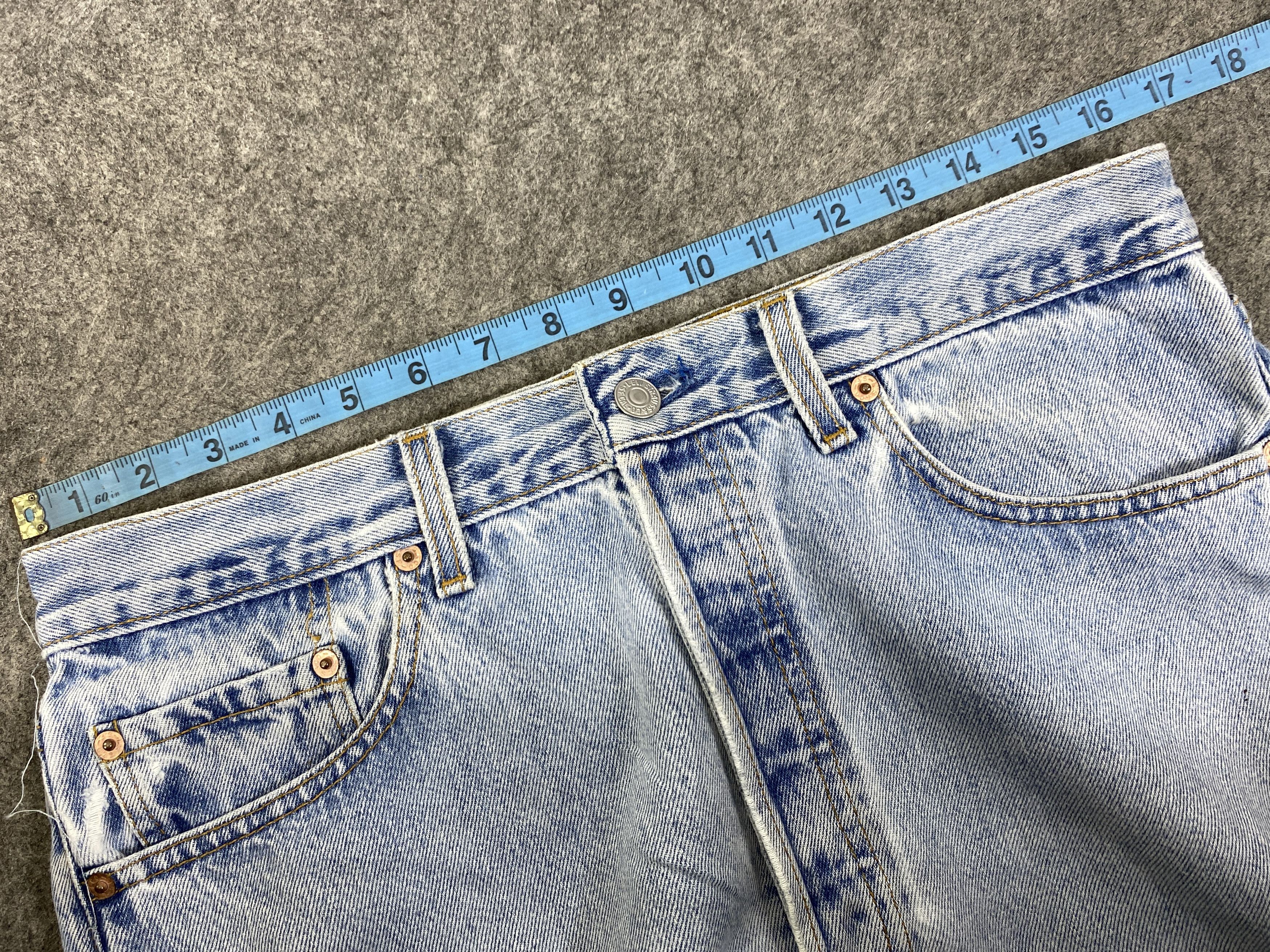 Japanese Brand Light Blue Vintage Levis 501 USA Jeans 33x25- JN3114 Size US 33 - 5 Thumbnail