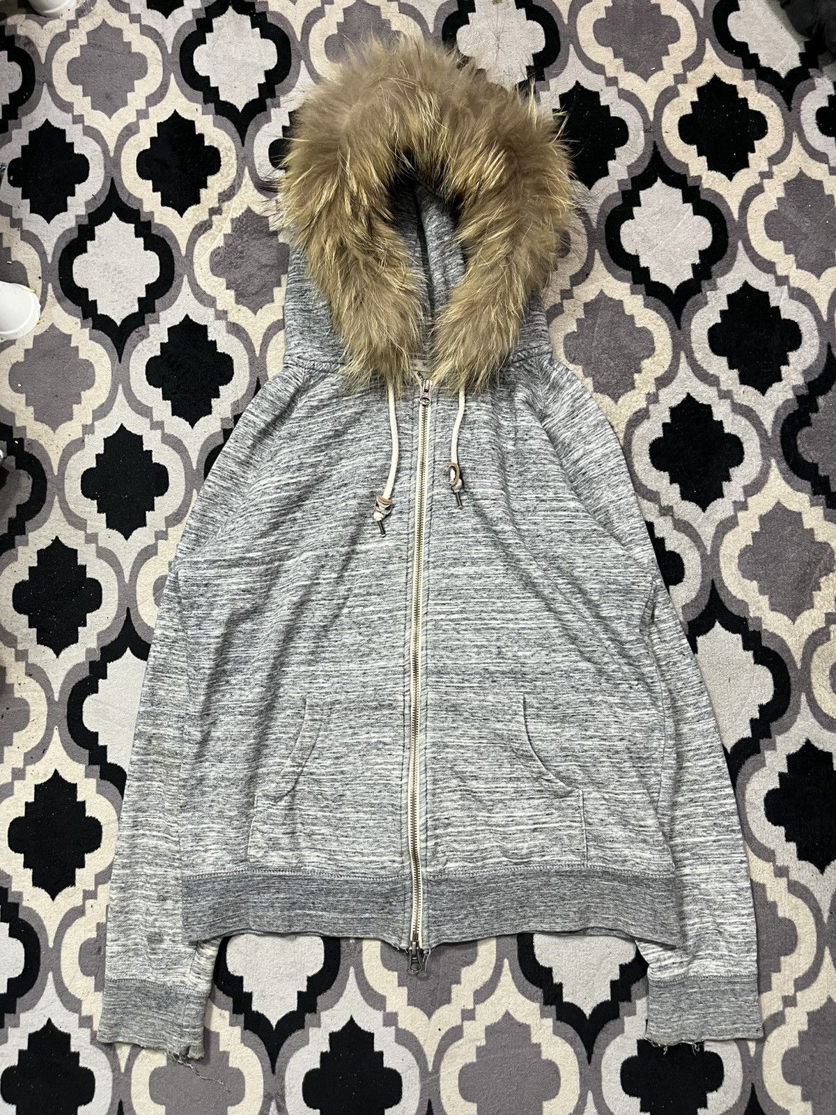 If Six Was Nine Vintage avail basic faux fur destroyed hoodie Size US M / EU 48-50 / 2 - 1 Thumbnail