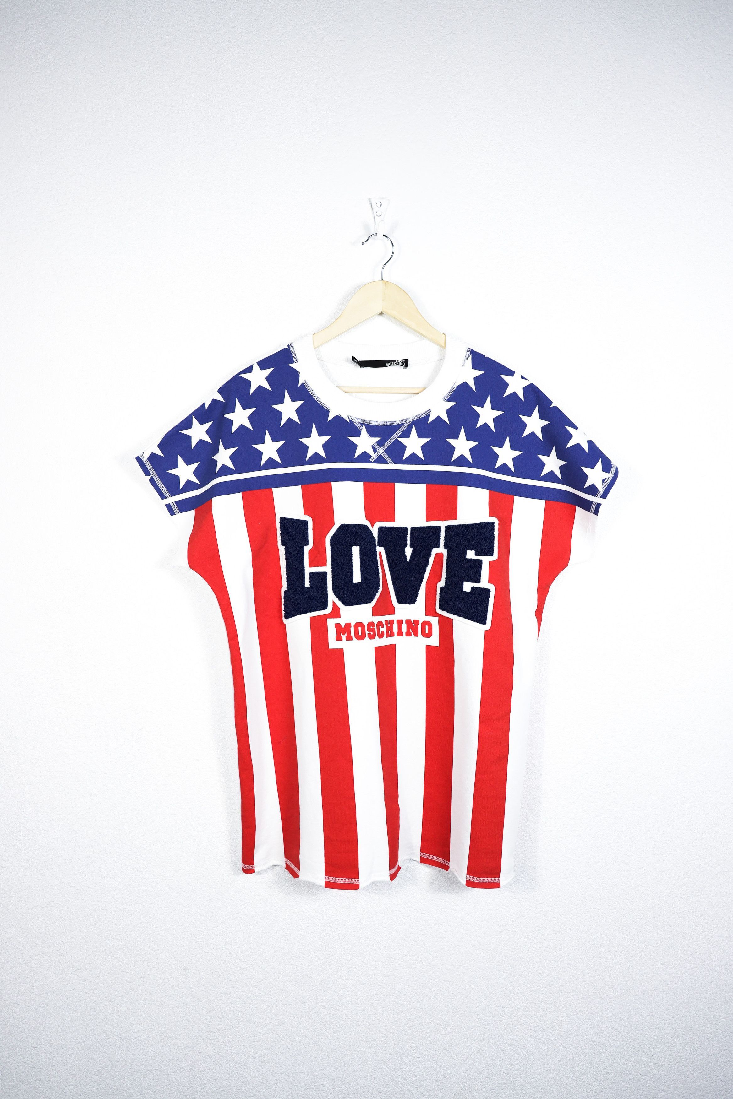 Moschino Moschino Love Embroidered Flag Graphic Print Tee T-shirt Size US M / EU 48-50 / 2 - 1 Thumbnail
