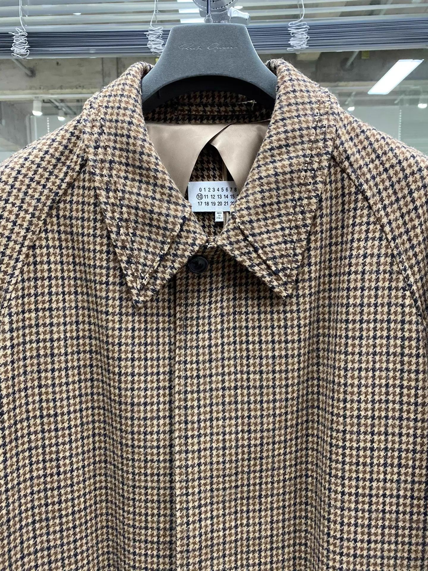 Maison Margiela Maison Margiela Houndstooth Lapel 100% Wool Coat Size 50 Size US M / EU 48-50 / 2 - 3 Thumbnail