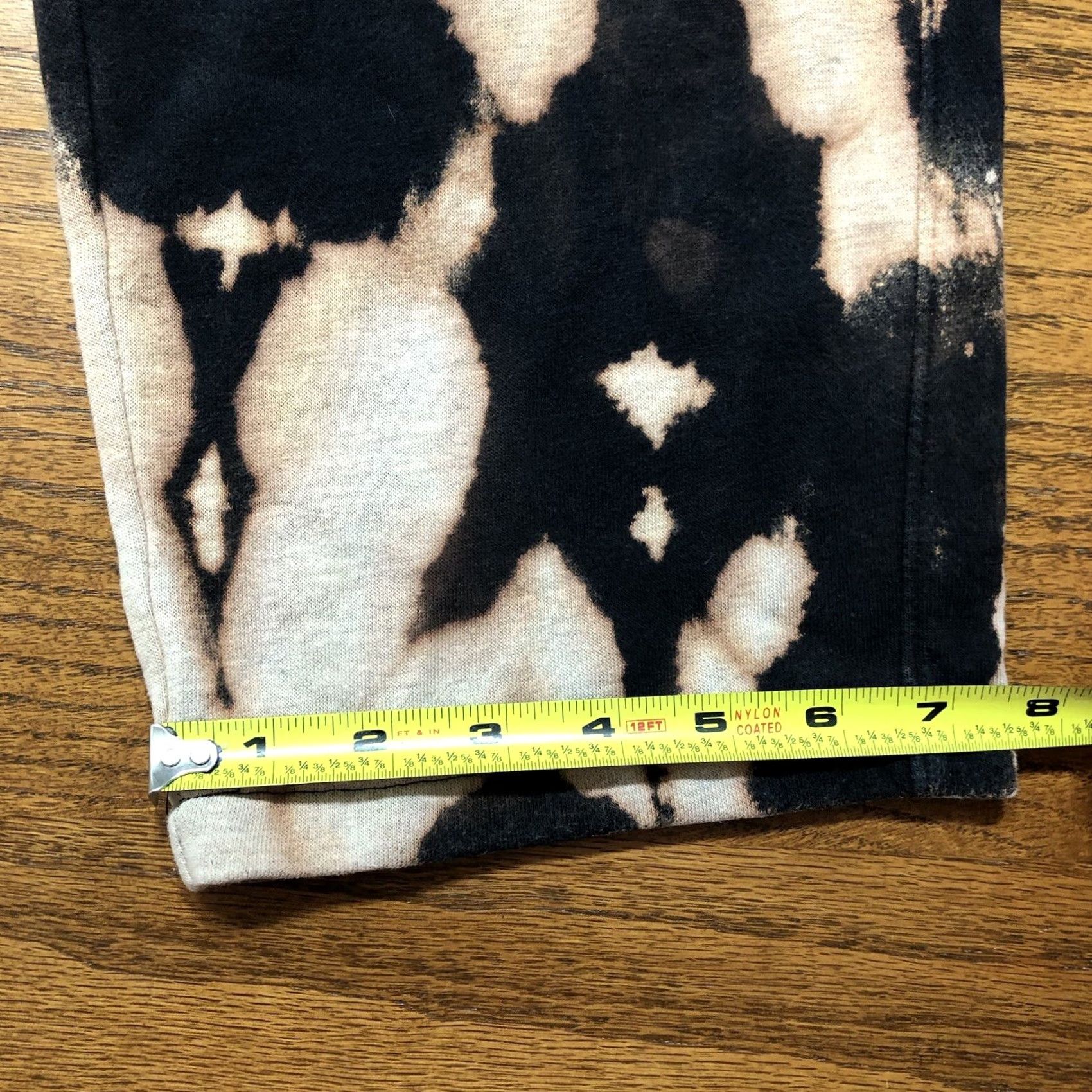 Under Armour Under Armour Sweatpants Athletic Mens L Black Tie Dye Cotton Blend Fleece Drawstring Waist 30in Inseam 30in Size US 33 - 5 Thumbnail