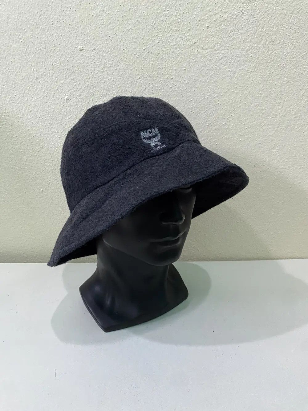 MCM MCM Legere Small Logo Bucket Hat Size ONE SIZE - 2 Thumbnail