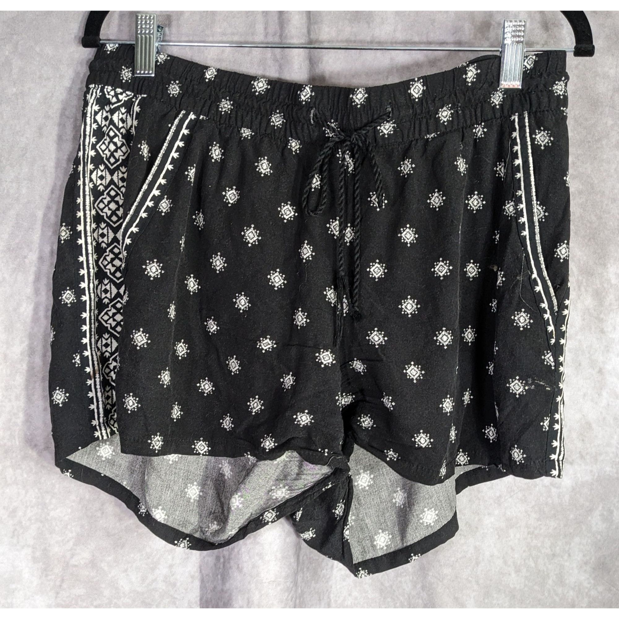 Old Navy Old Navy Womens Boho Black & White Printed Shorts Size 34" / US 12 / IT 48 - 6 Thumbnail