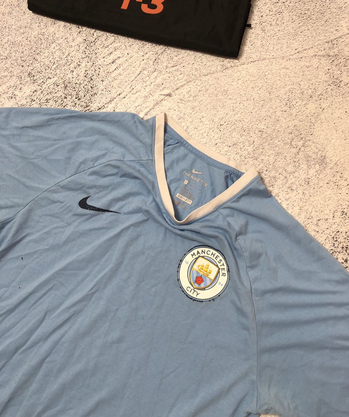 Nike Men’s soccer jersey Nike Manchester City size L Size US L / EU 52-54 / 3 - 4 Thumbnail