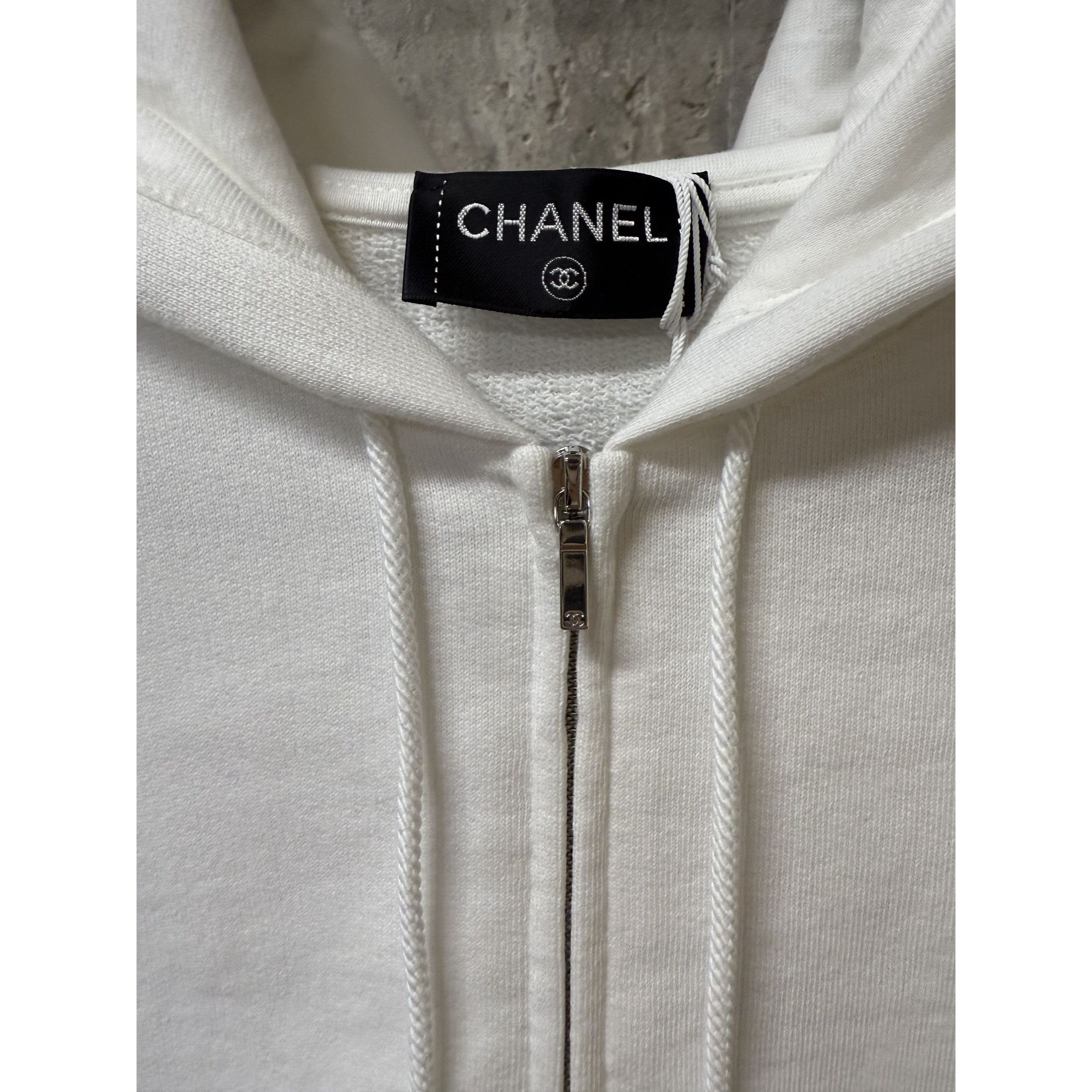 Chanel Chanel White Zip-Up Hoodie With Black Graphic Back Design 10 Size M / US 6-8 / IT 42-44 - 12 Thumbnail
