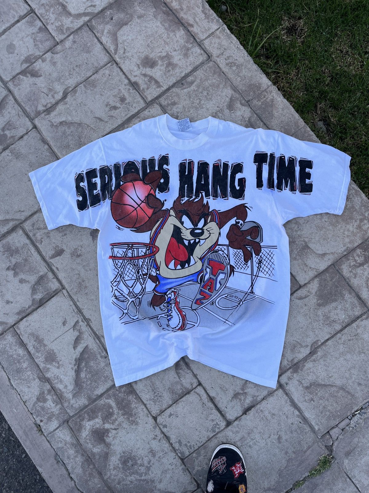 Serious Hang Time ! taz vintage 1990s
