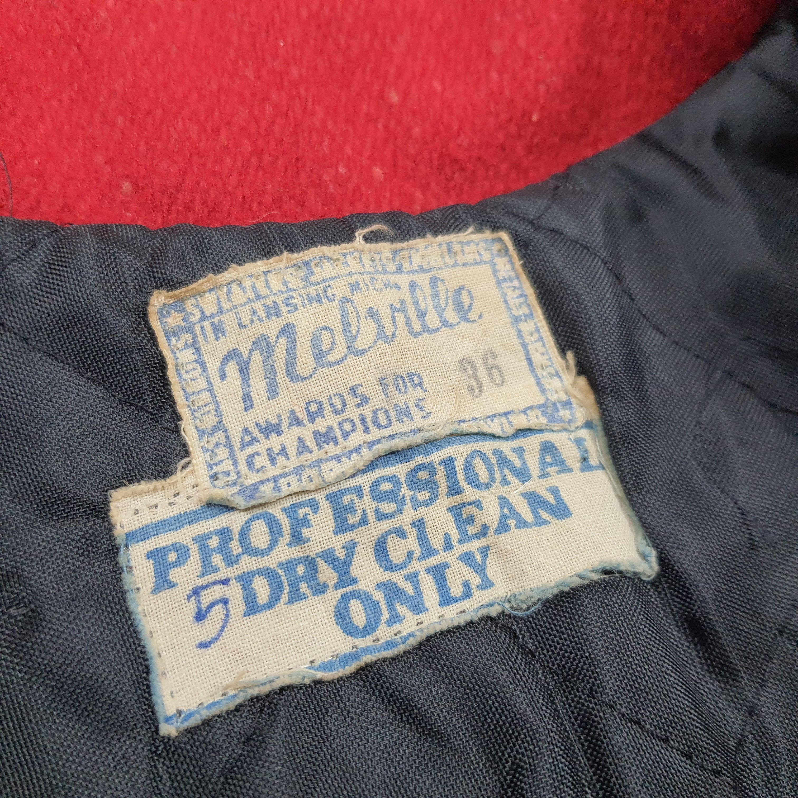 Vintage Vintage 70s Melville Letterman Jacket Red Wool Jacket C304N8 Size US S / EU 44-46 / 1 - 7 Thumbnail
