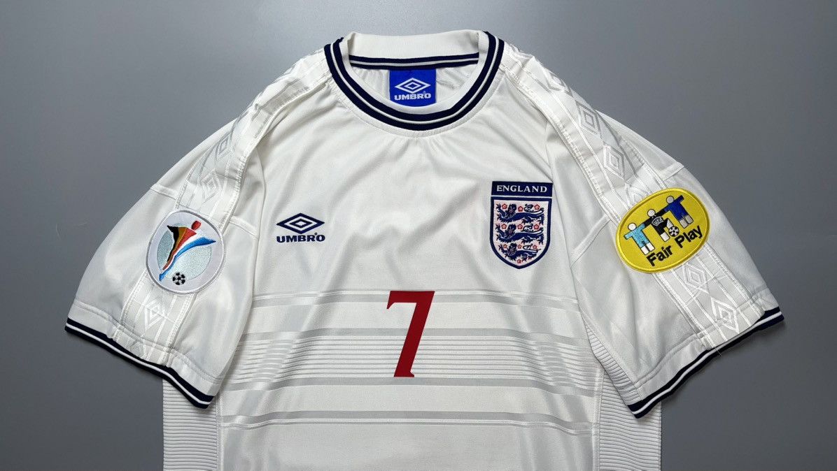 Umbro ENGLAND UMBRO 2000 EURO FOOTBALL HOME JERSEY #7 BECKHAM Size US XL / EU 56 / 4 - 3 Thumbnail