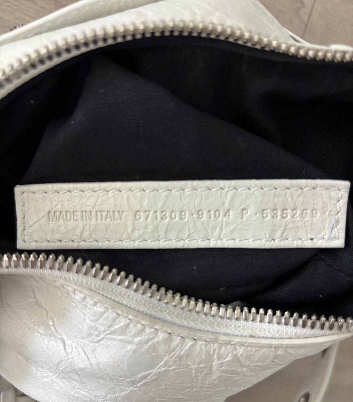 Balenciaga Balenciaga Le Cagole XS Bag in White Size ONE SIZE - 3 Thumbnail