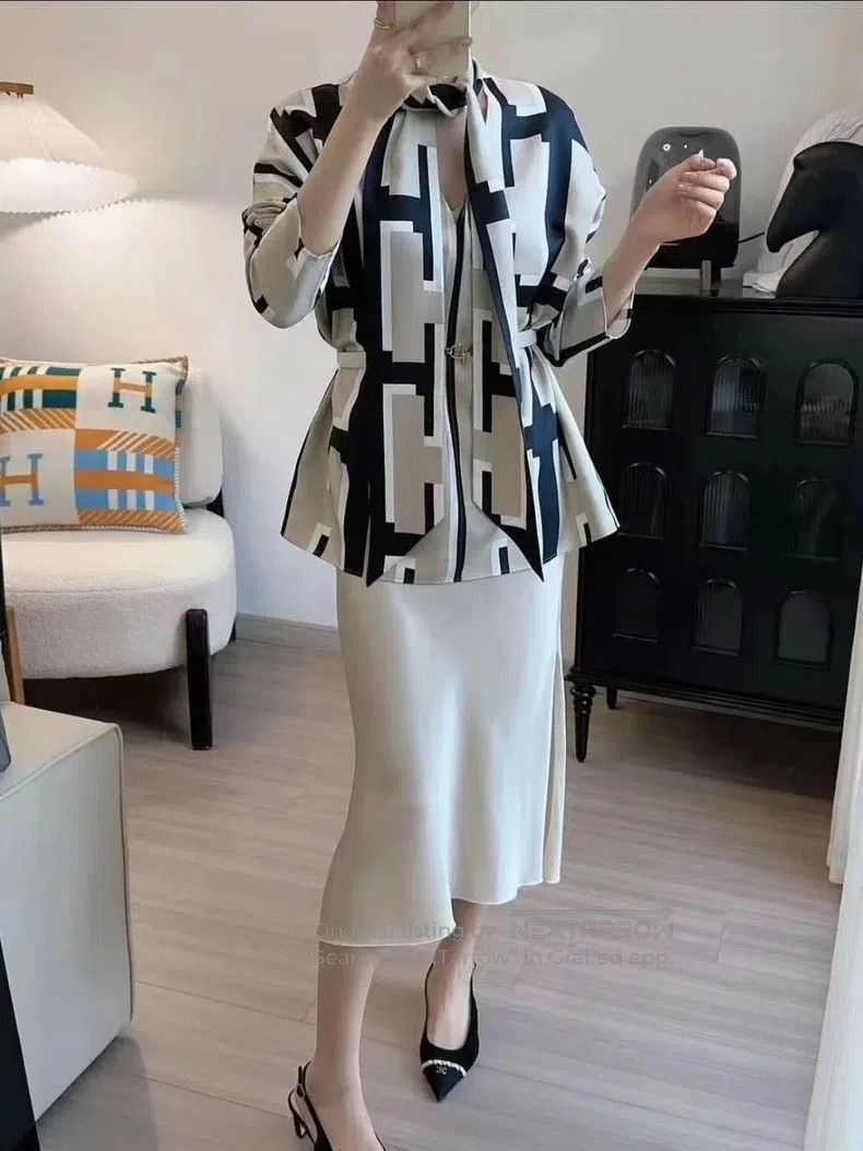 Hermes Color Block V-neck Silk Blouse